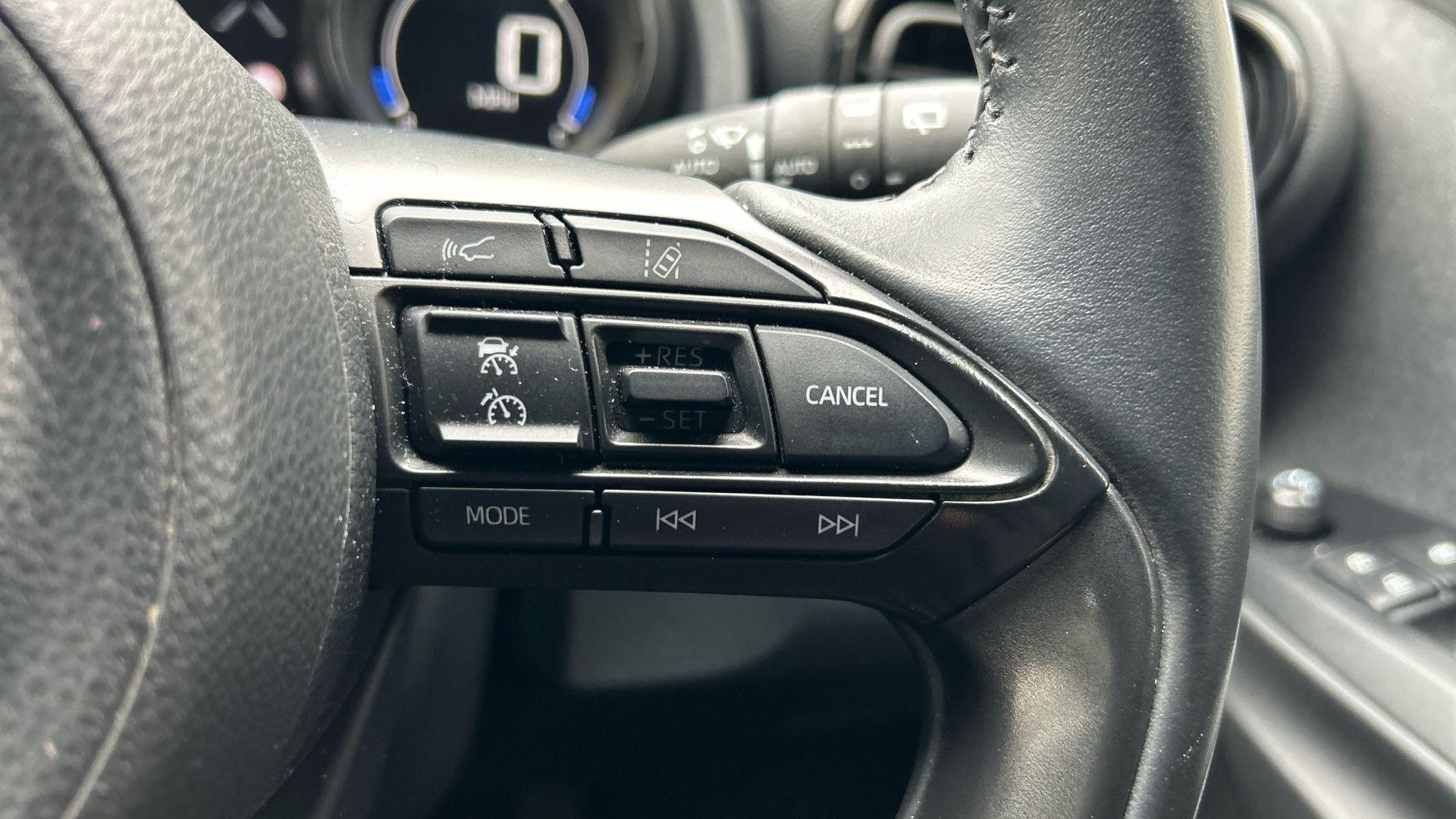 Toyota Yaris Image 37