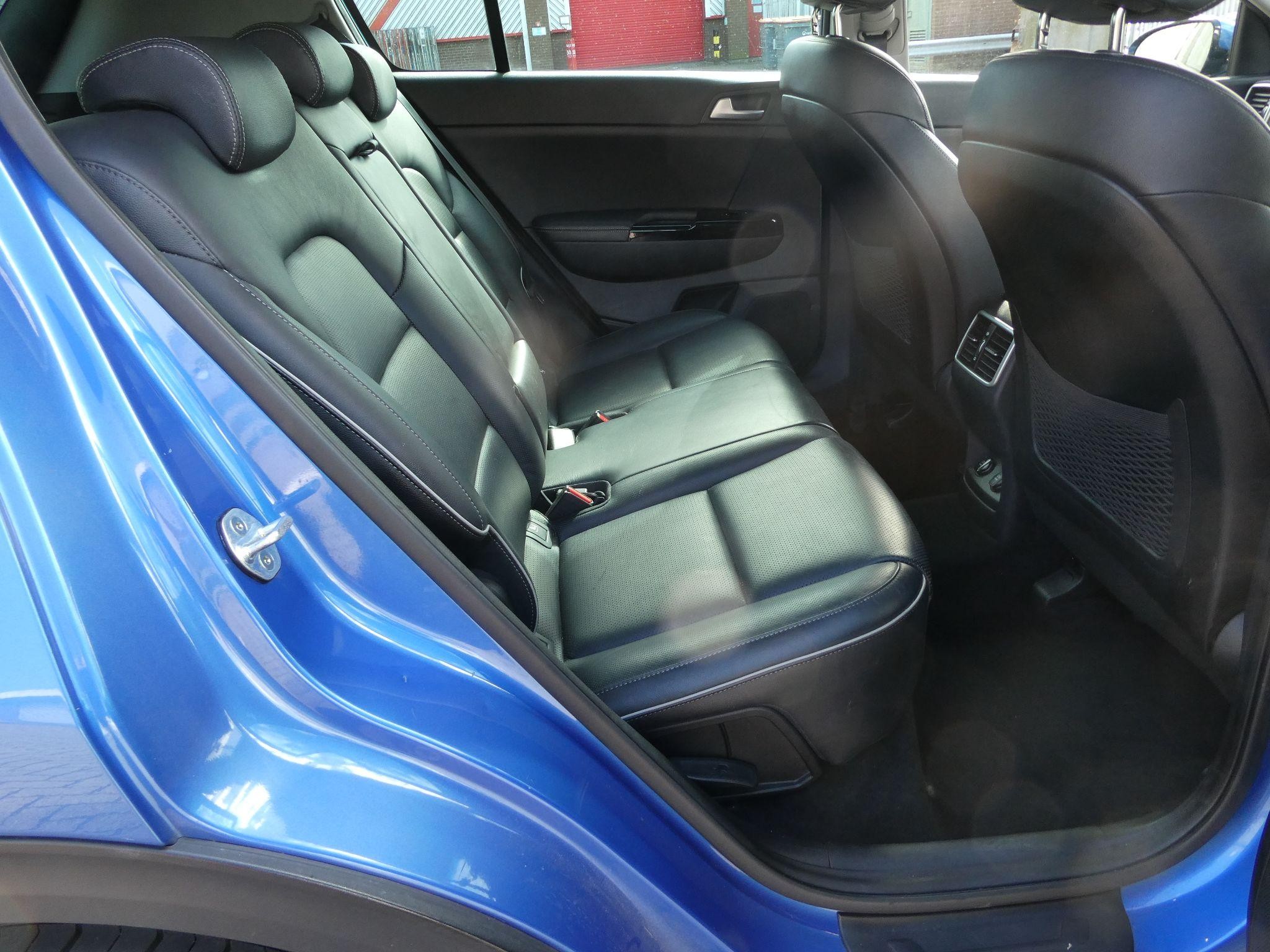Kia Sportage Image 17