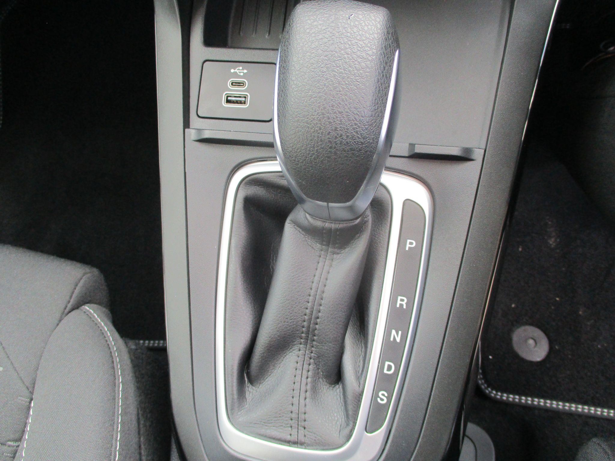 Ford Puma Image 16