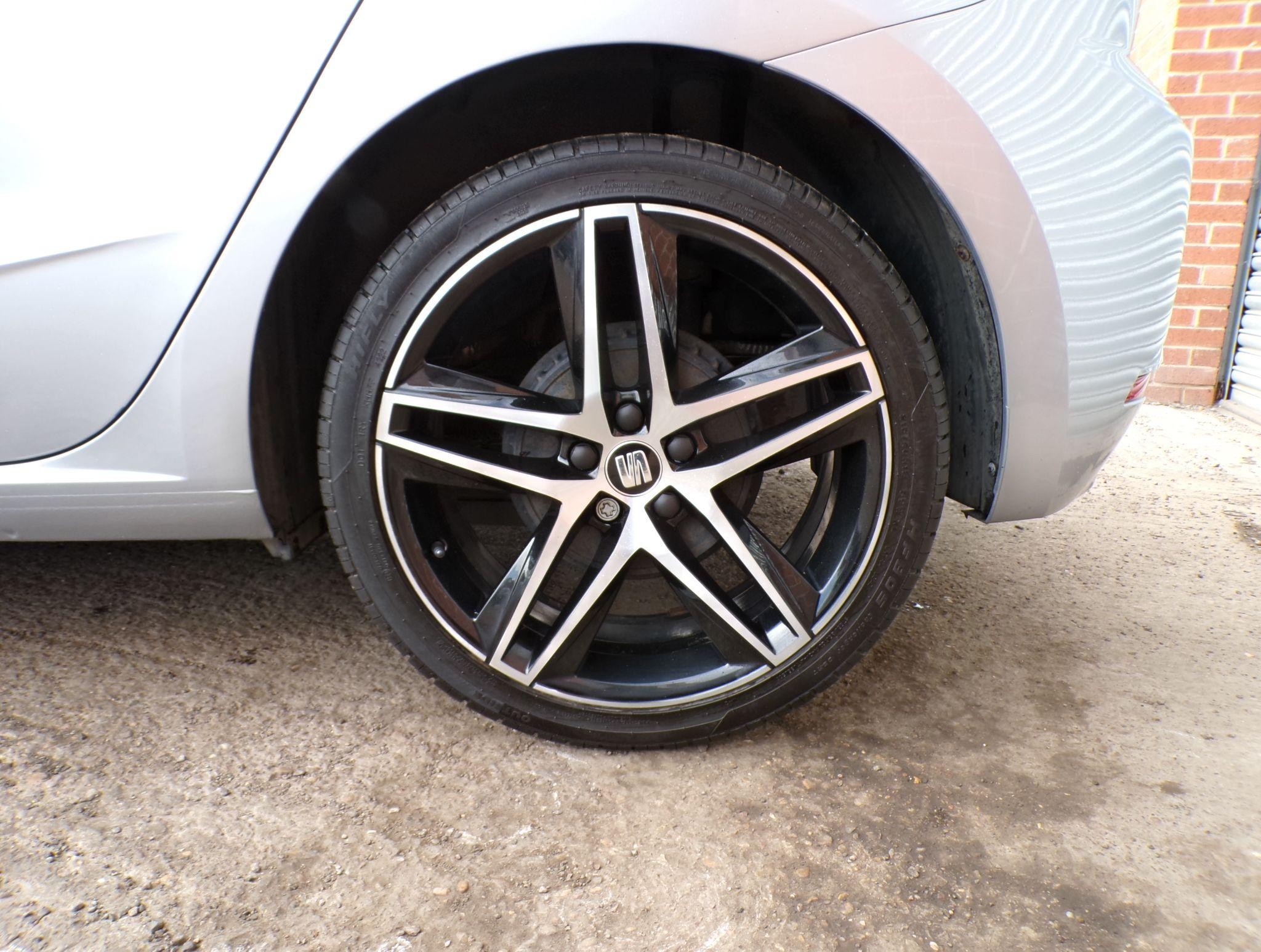 SEAT Ibiza Image 9