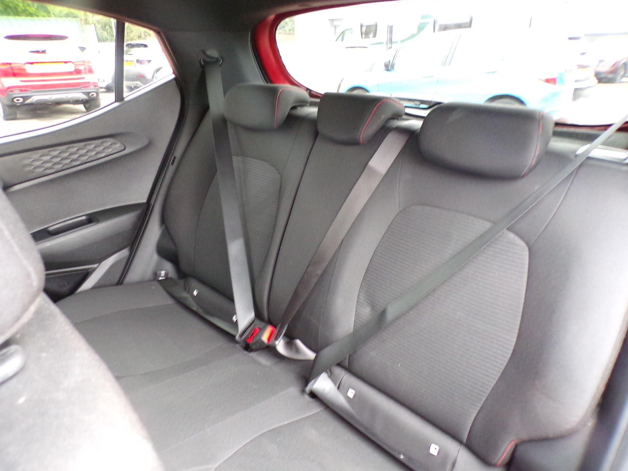 Hyundai i10 Image 17