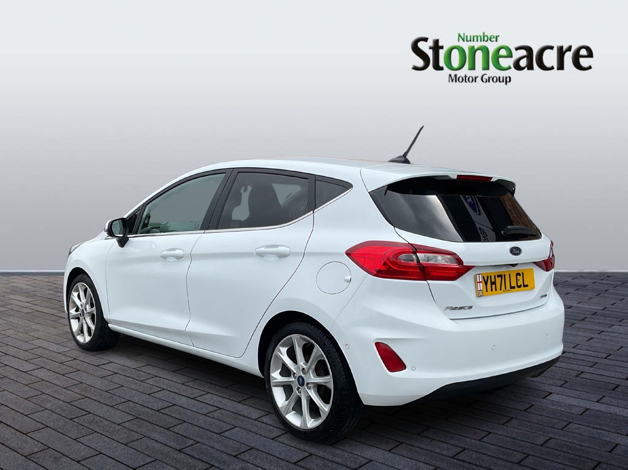 Ford Fiesta Image 4