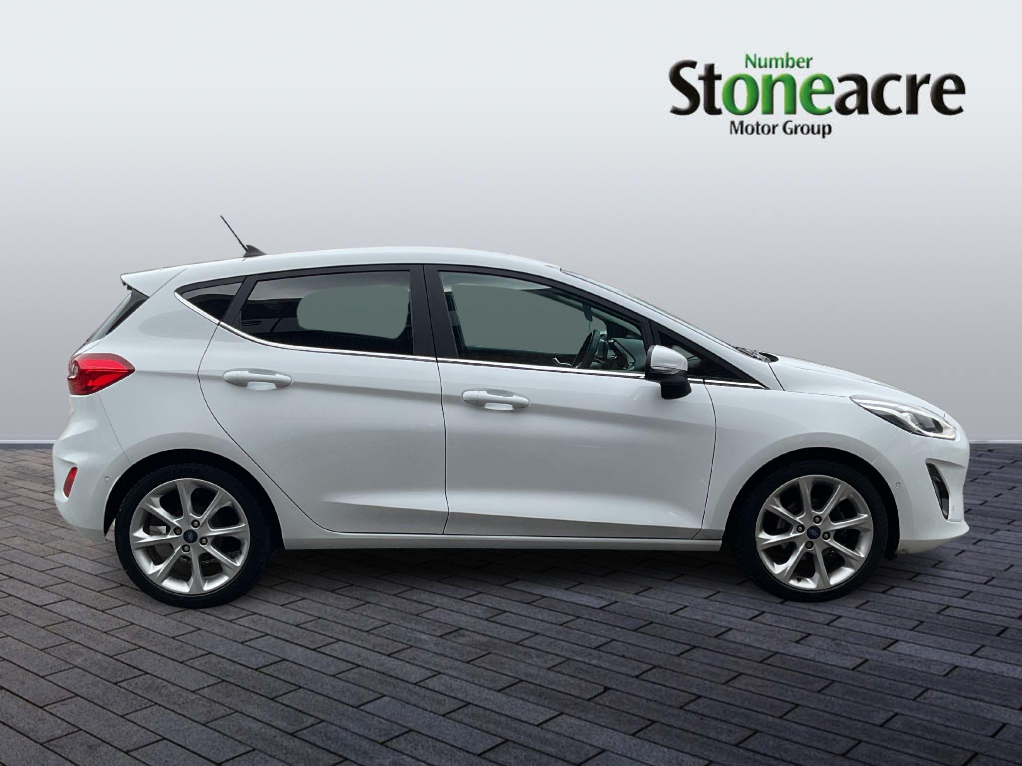 Ford Fiesta Image 7