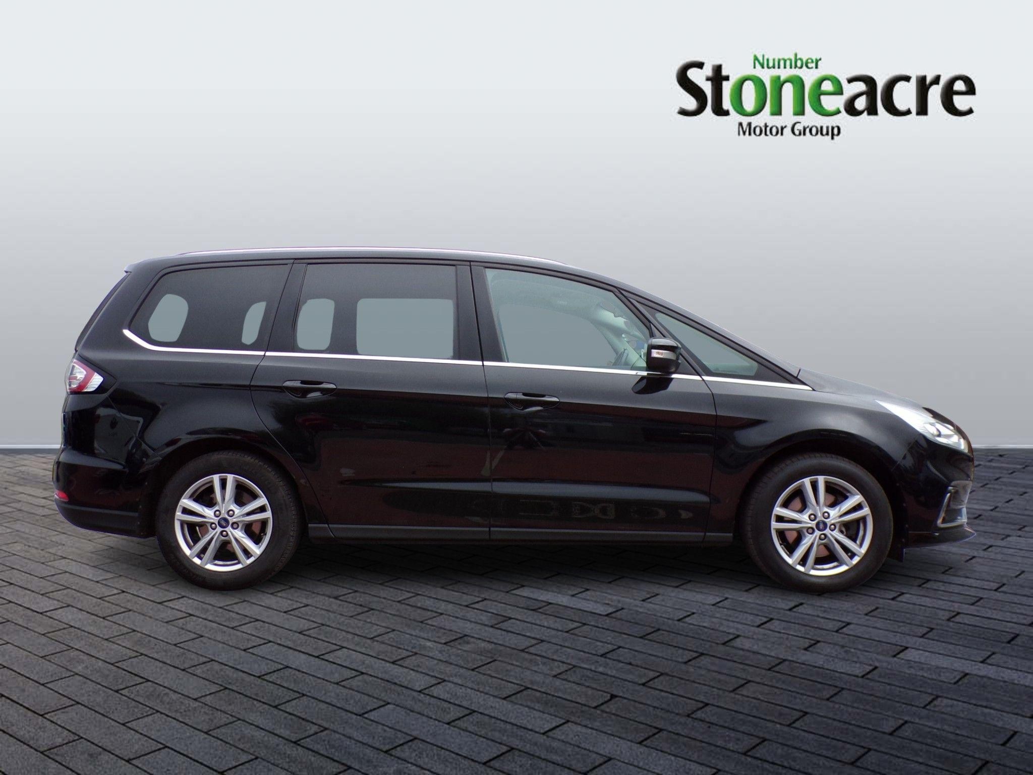 Ford Galaxy Image 2