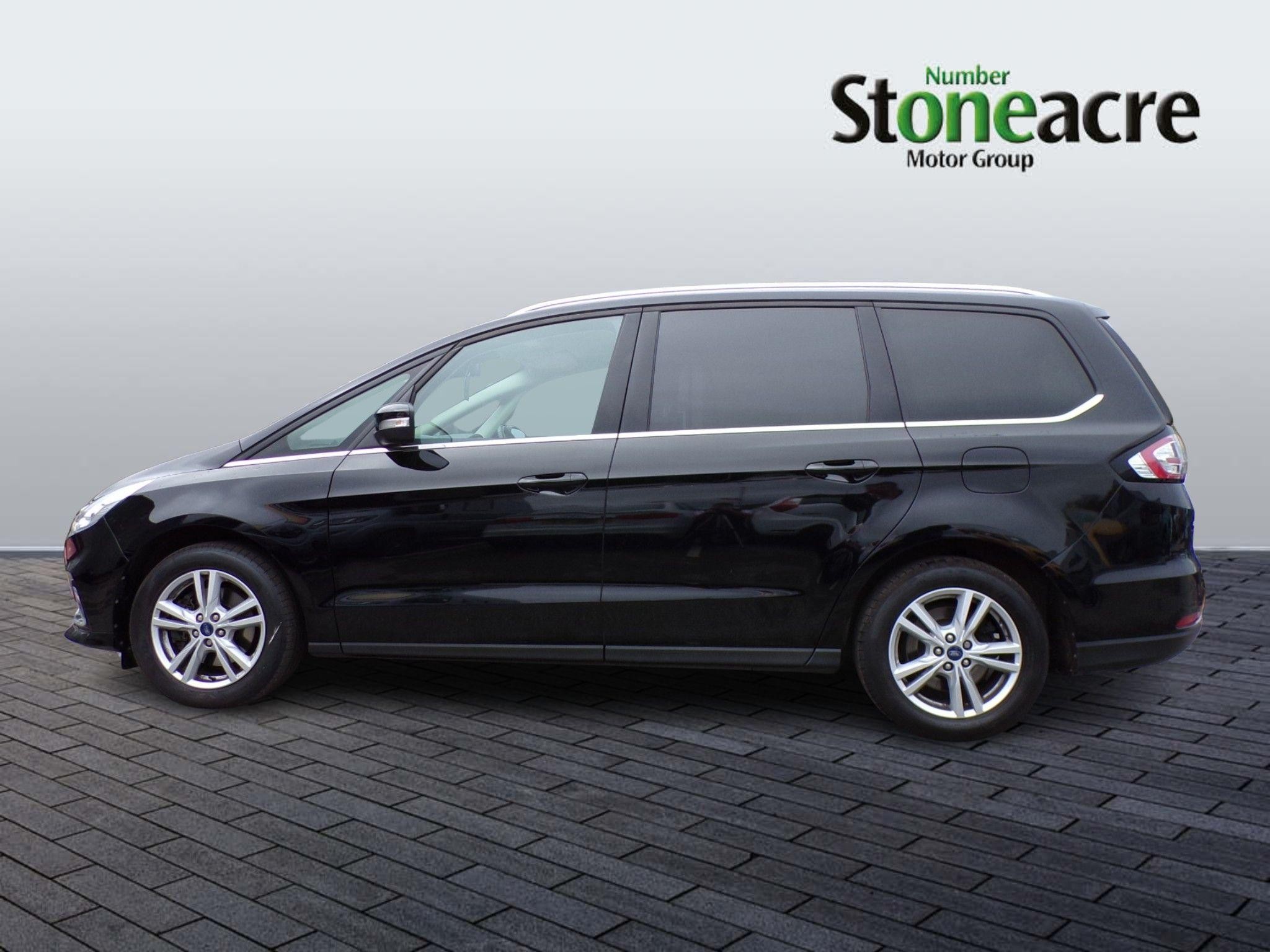 Ford Galaxy Image 6