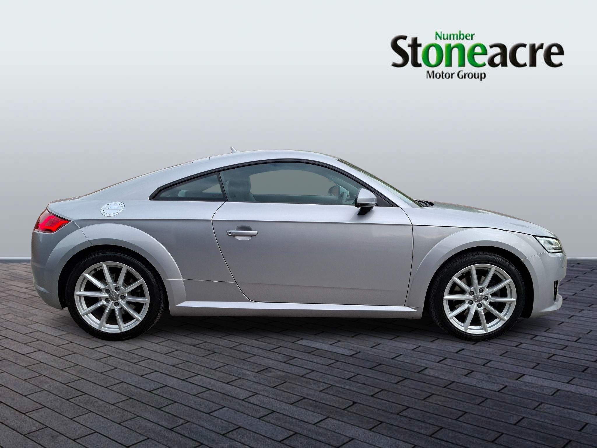 Audi TT Image 7