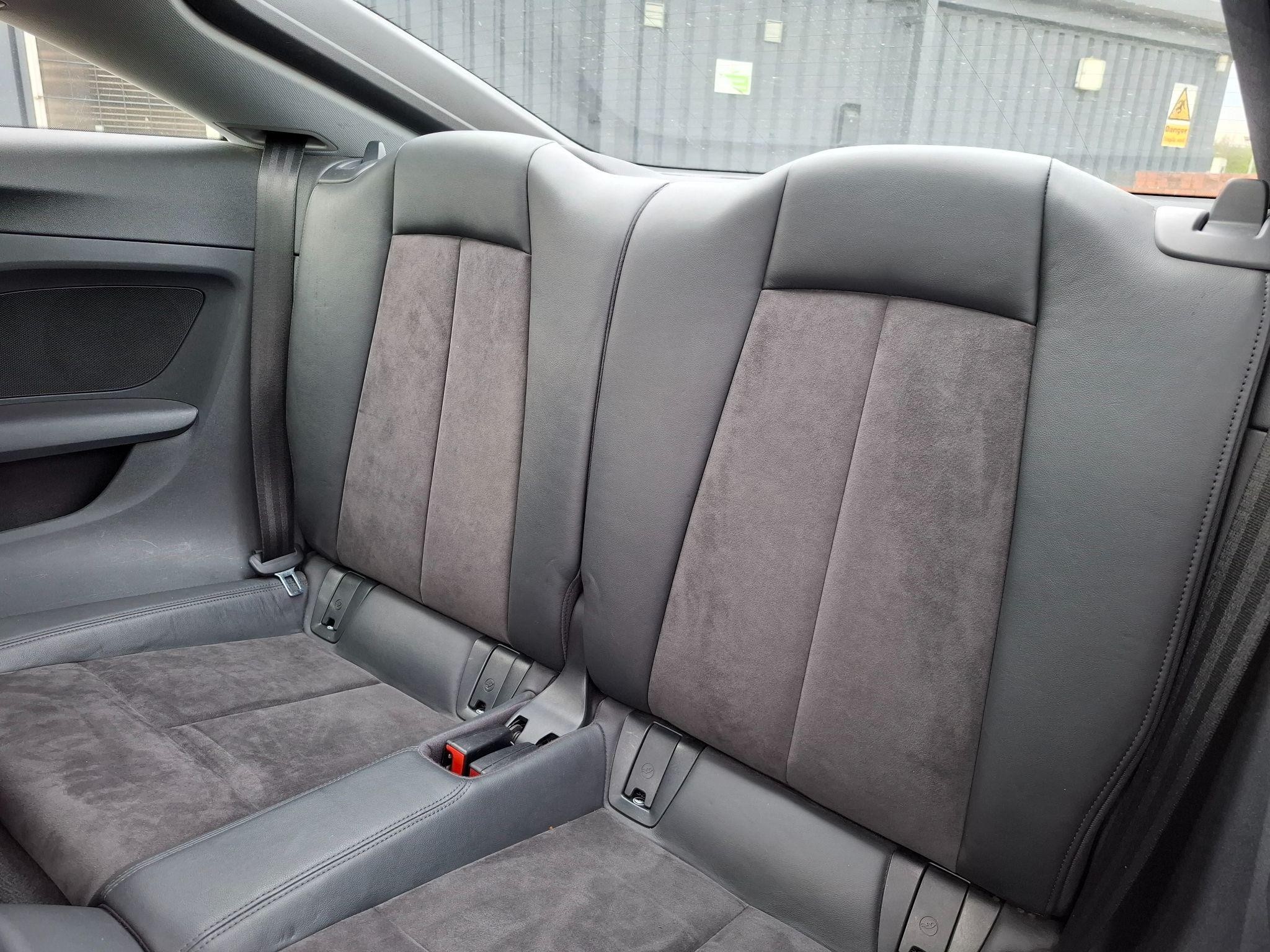 Audi TT Image 14