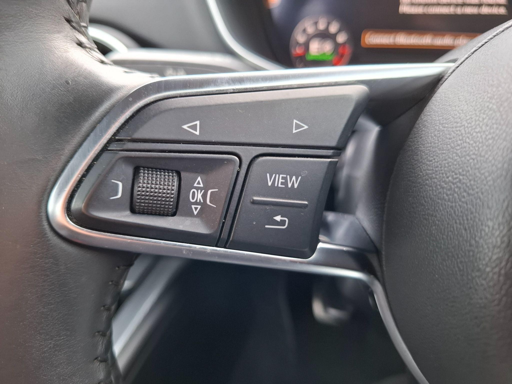 Audi TT Image 18