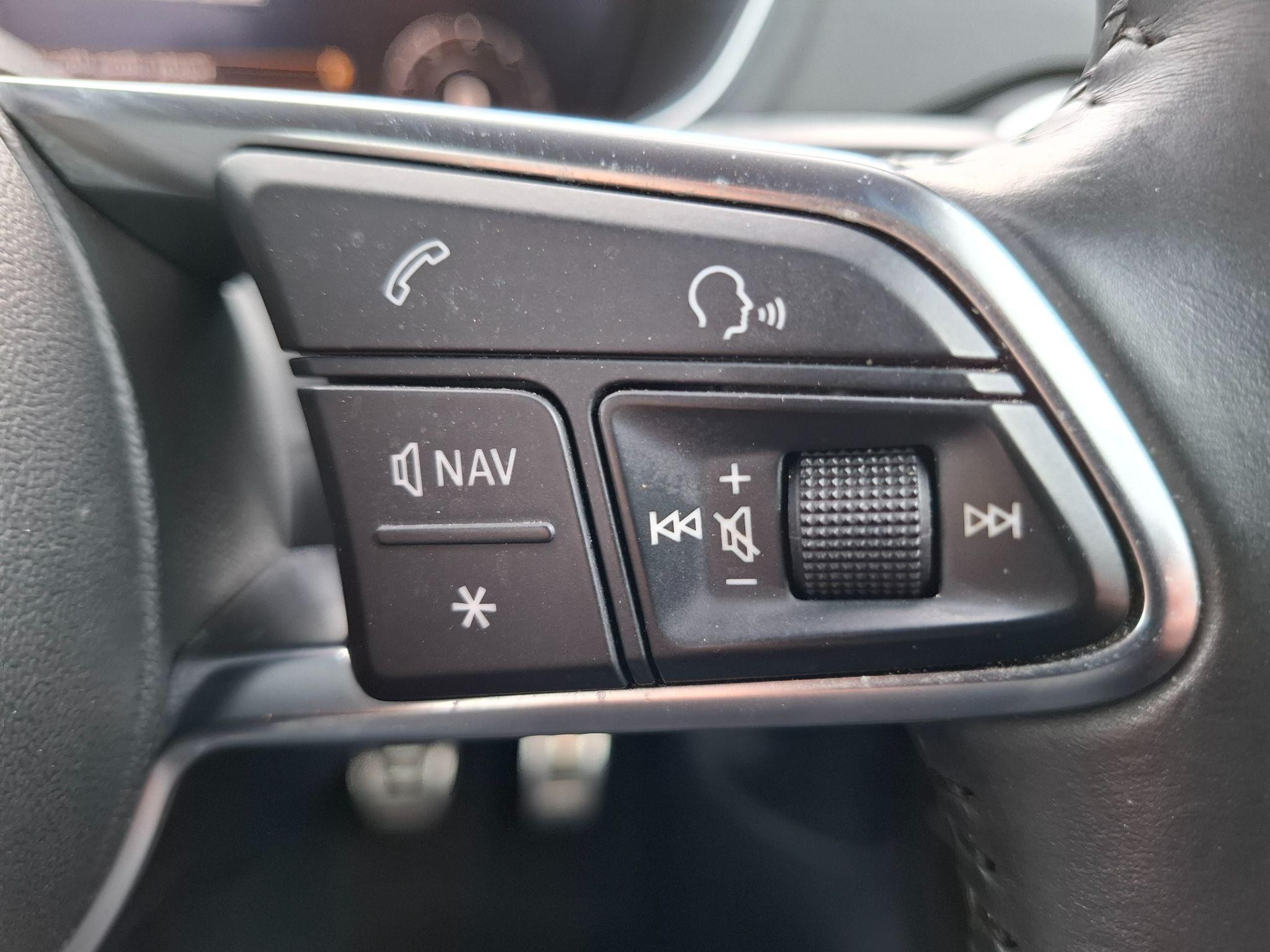 Audi TT Image 19