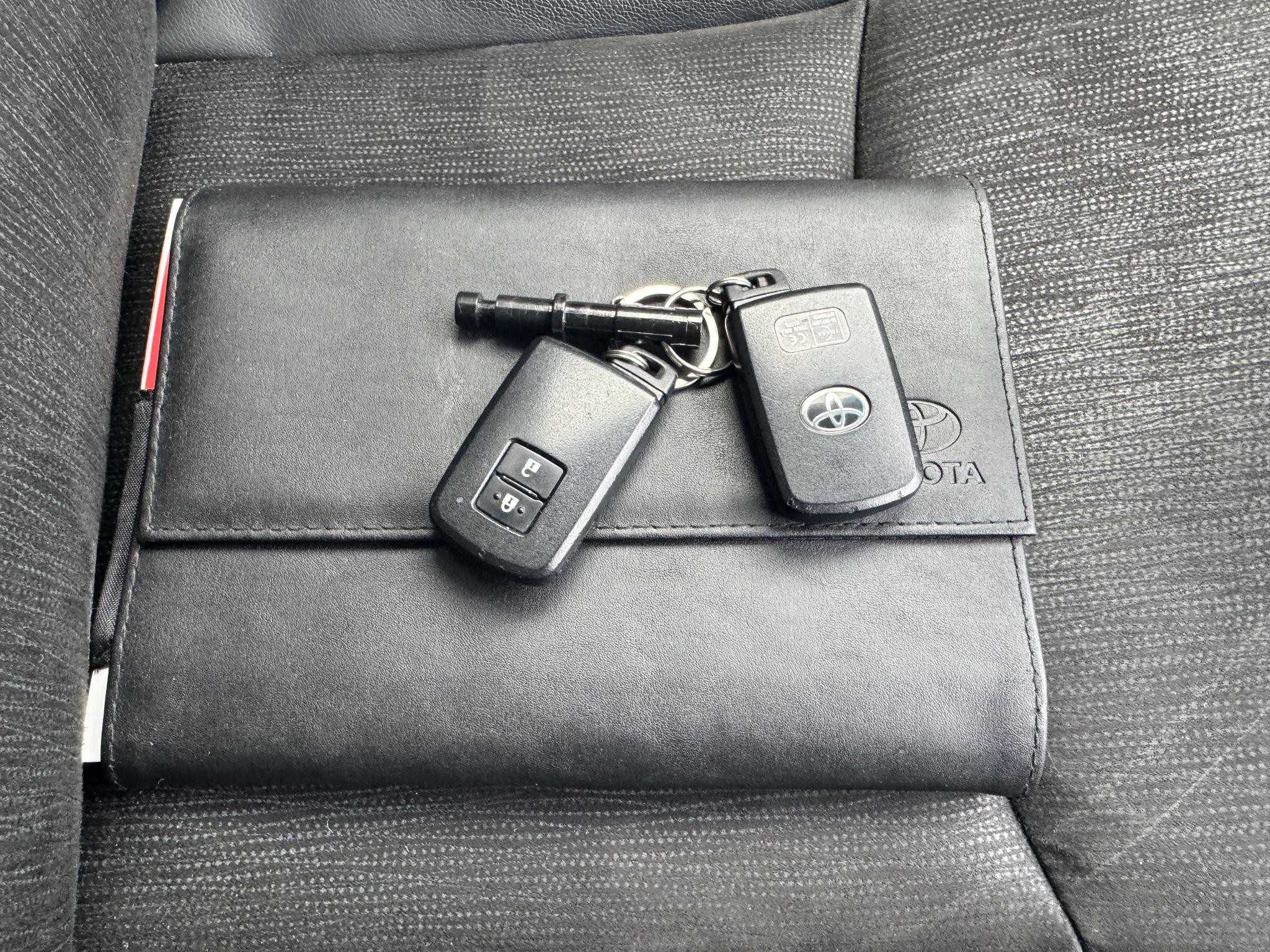 Toyota Prius+ Image 22