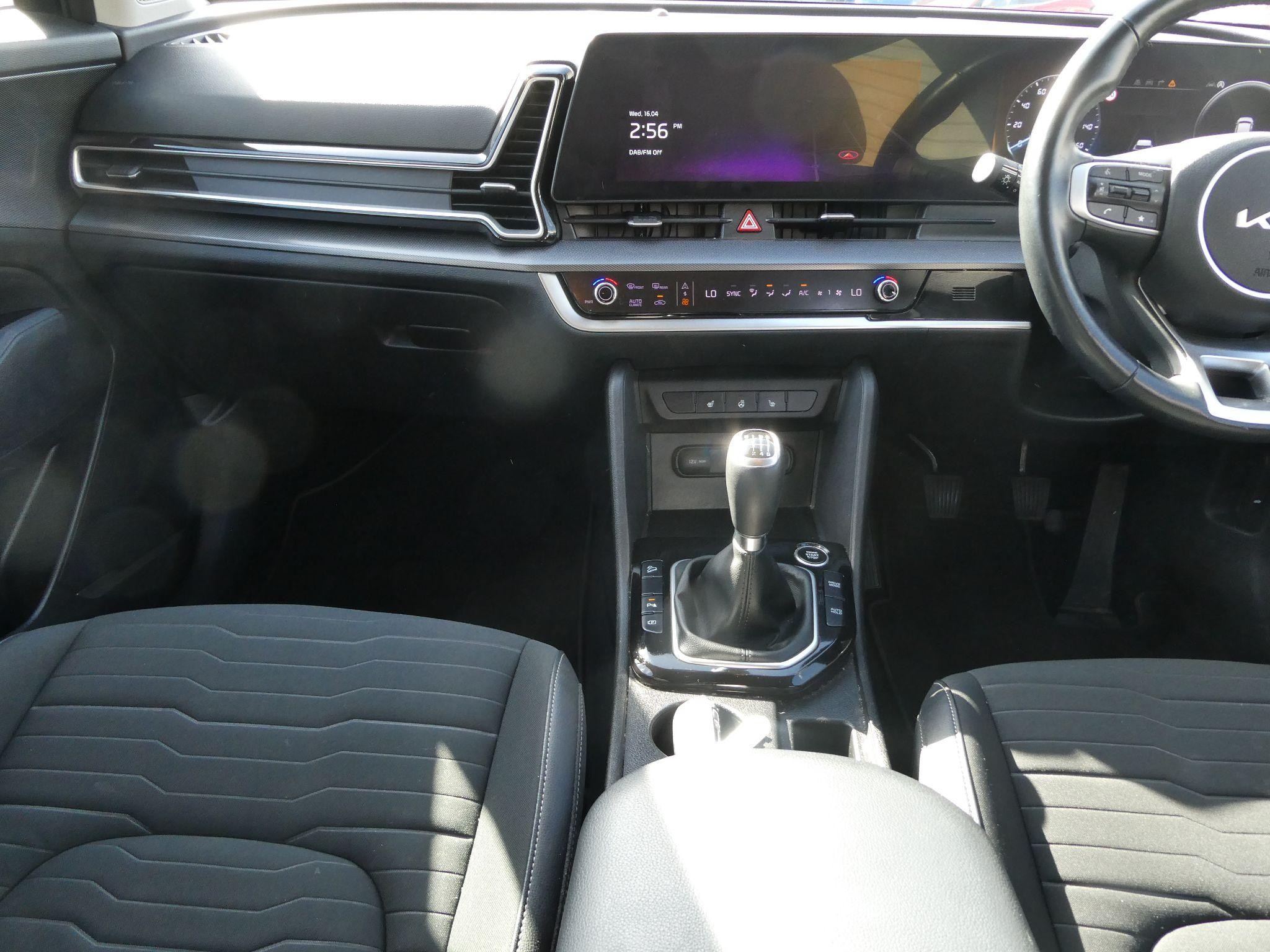 Kia Sportage Image 16