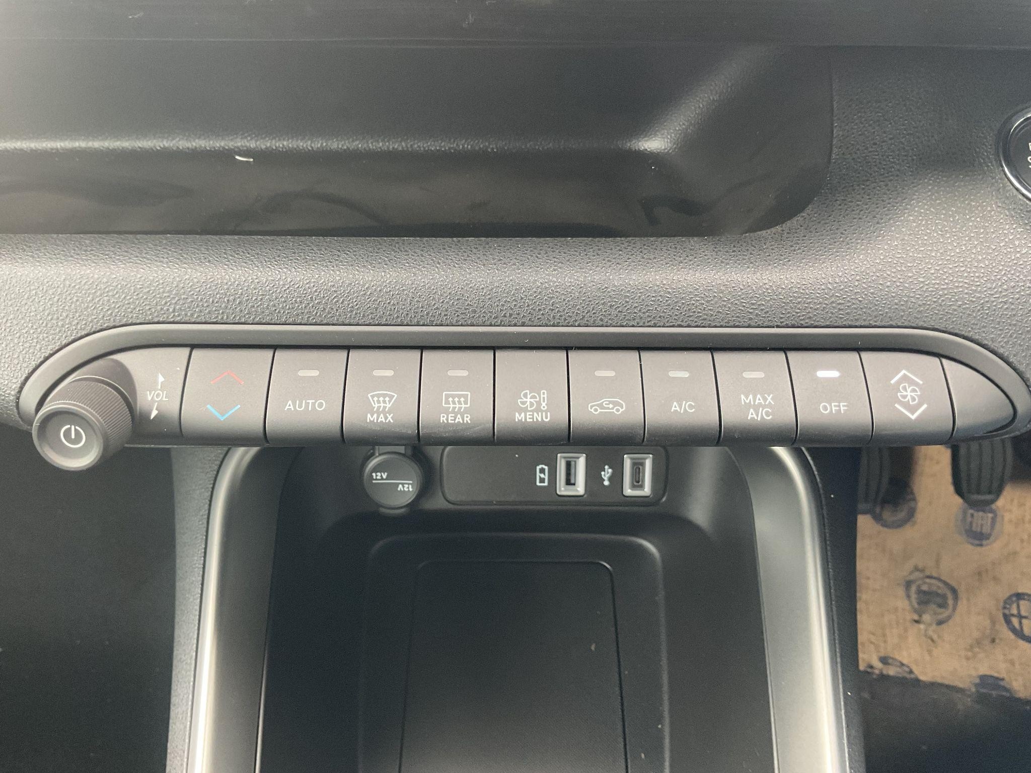 Jeep Avenger Image 22