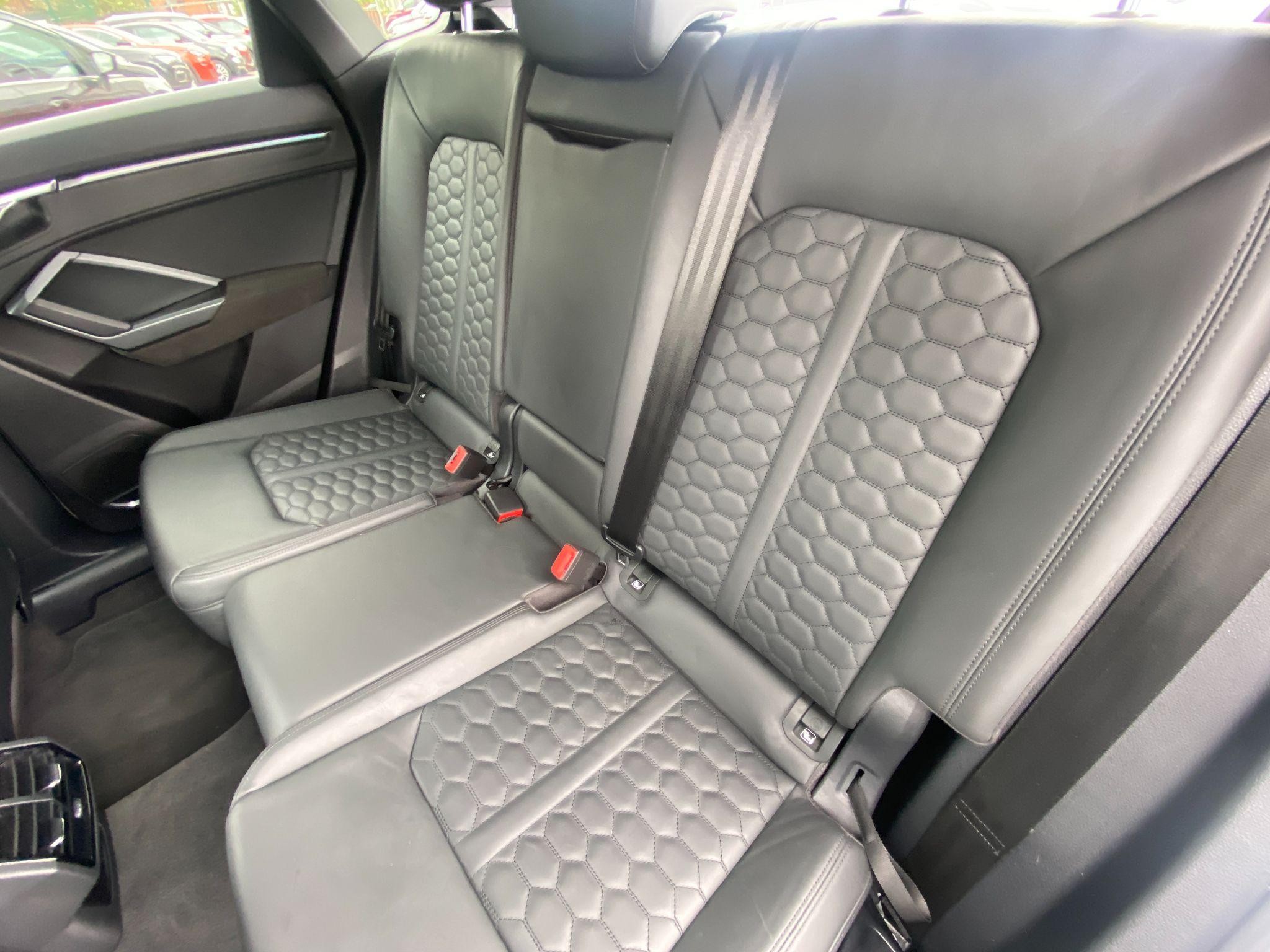 Audi RS 3 Image 19