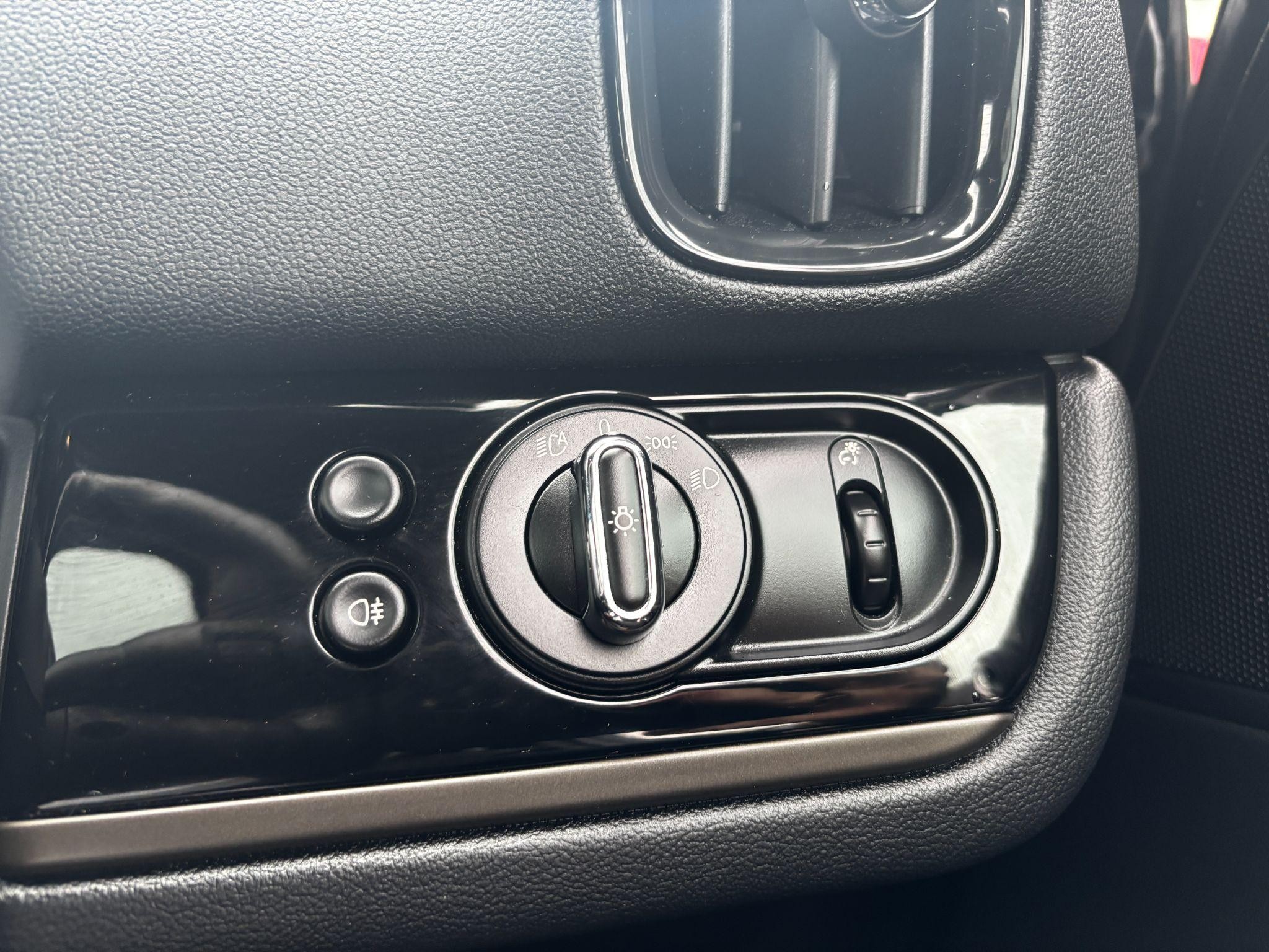 MINI Countryman Image 18
