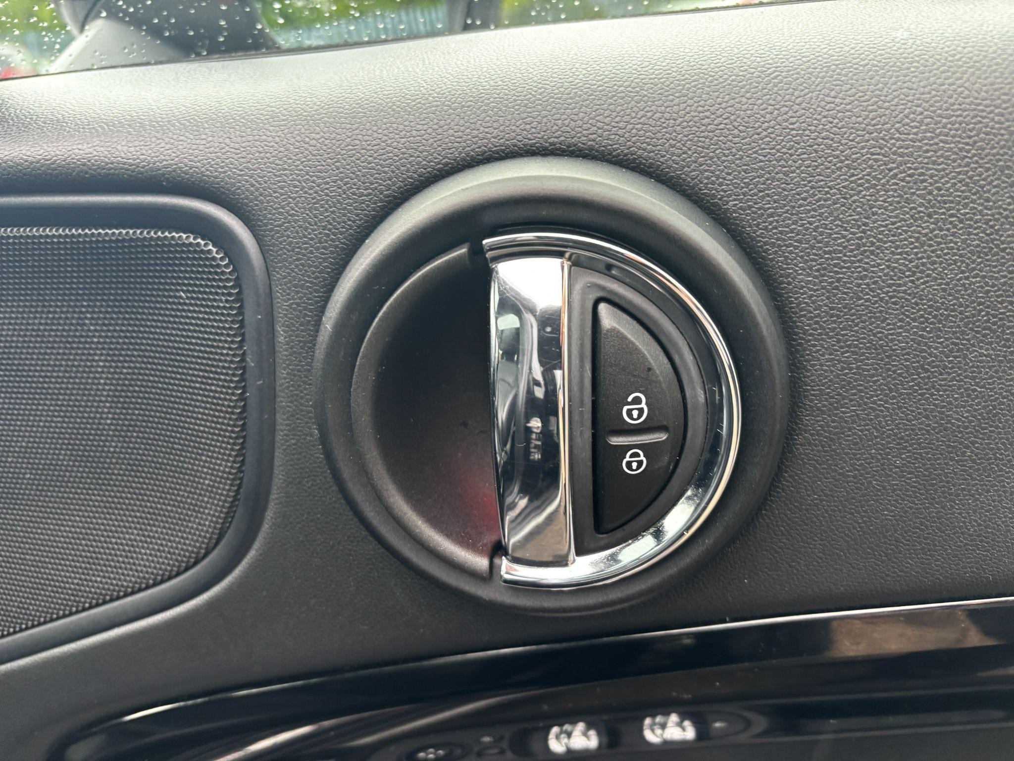 MINI Countryman Image 27