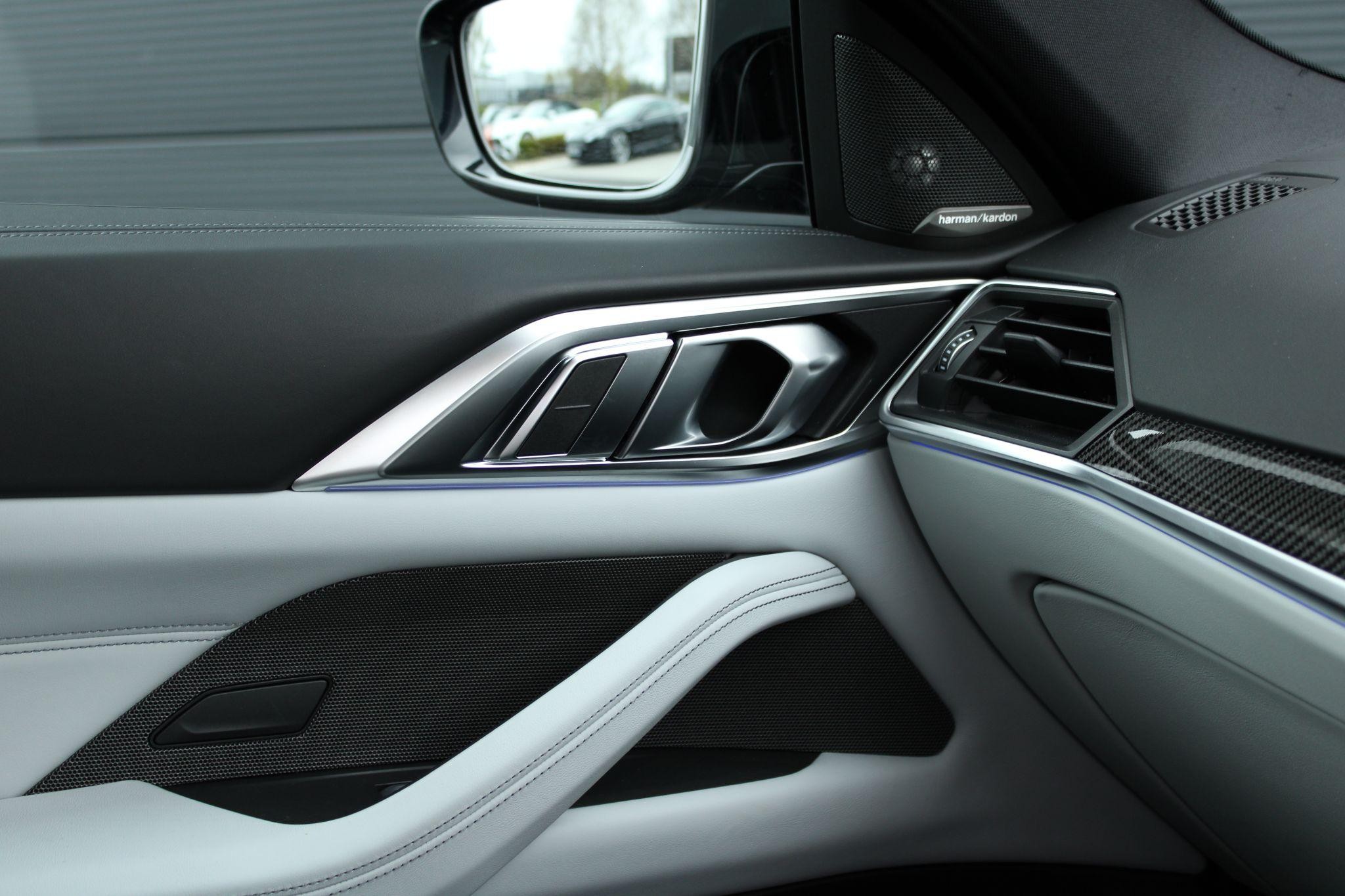 BMW M4 Image 32
