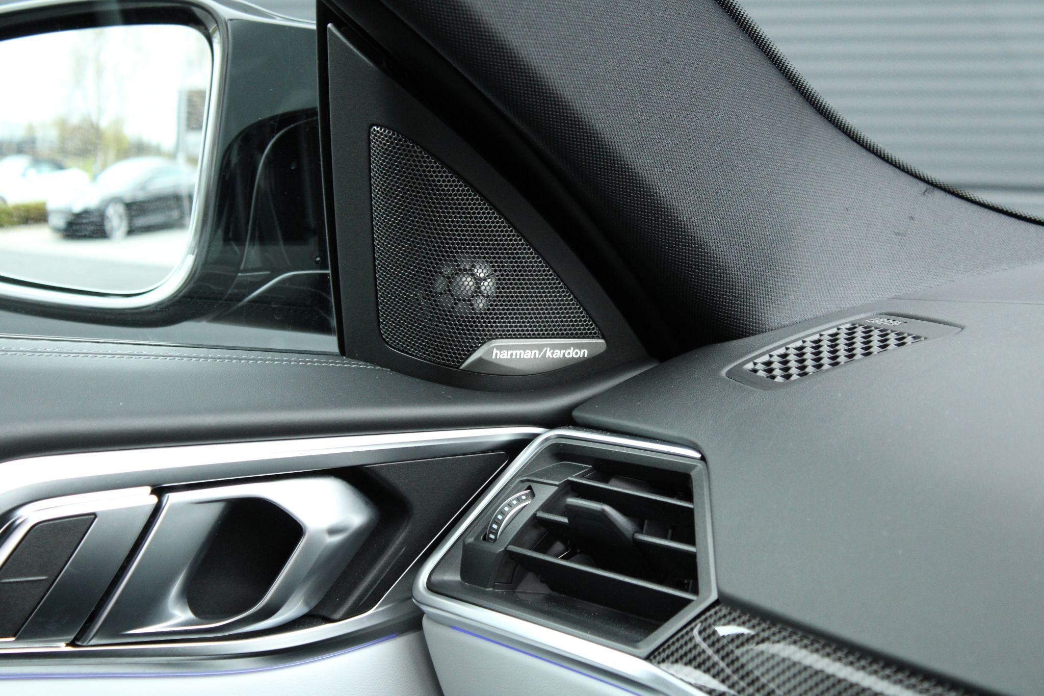 BMW M4 Image 19