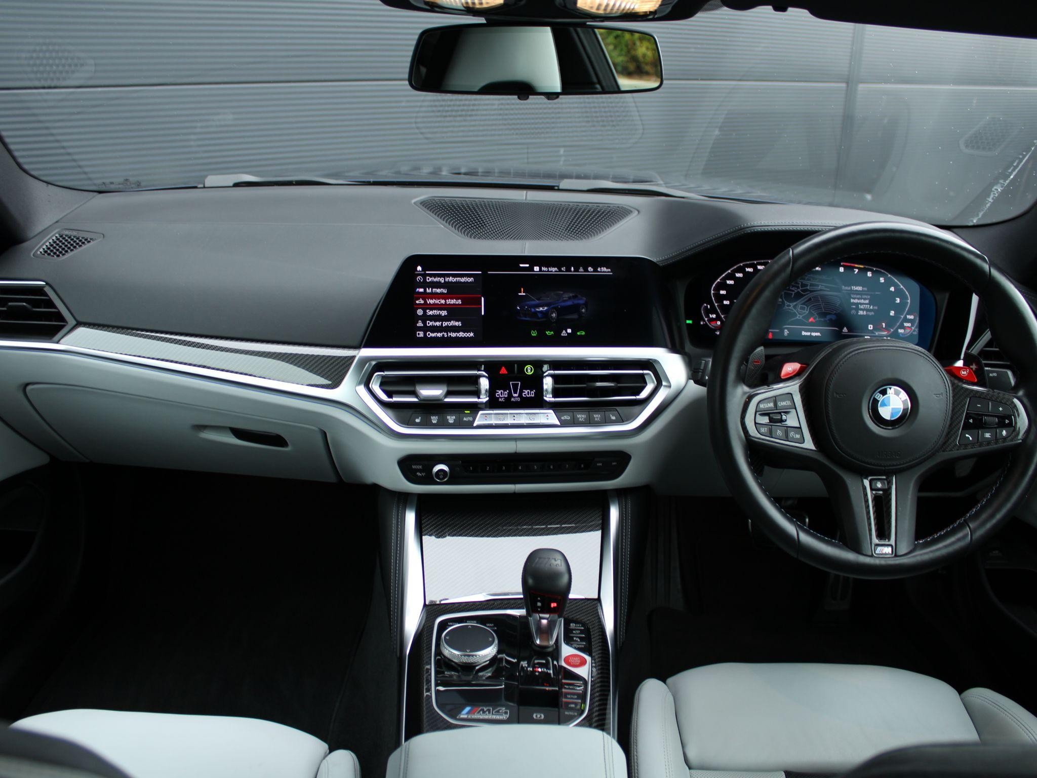 BMW M4 Image 14