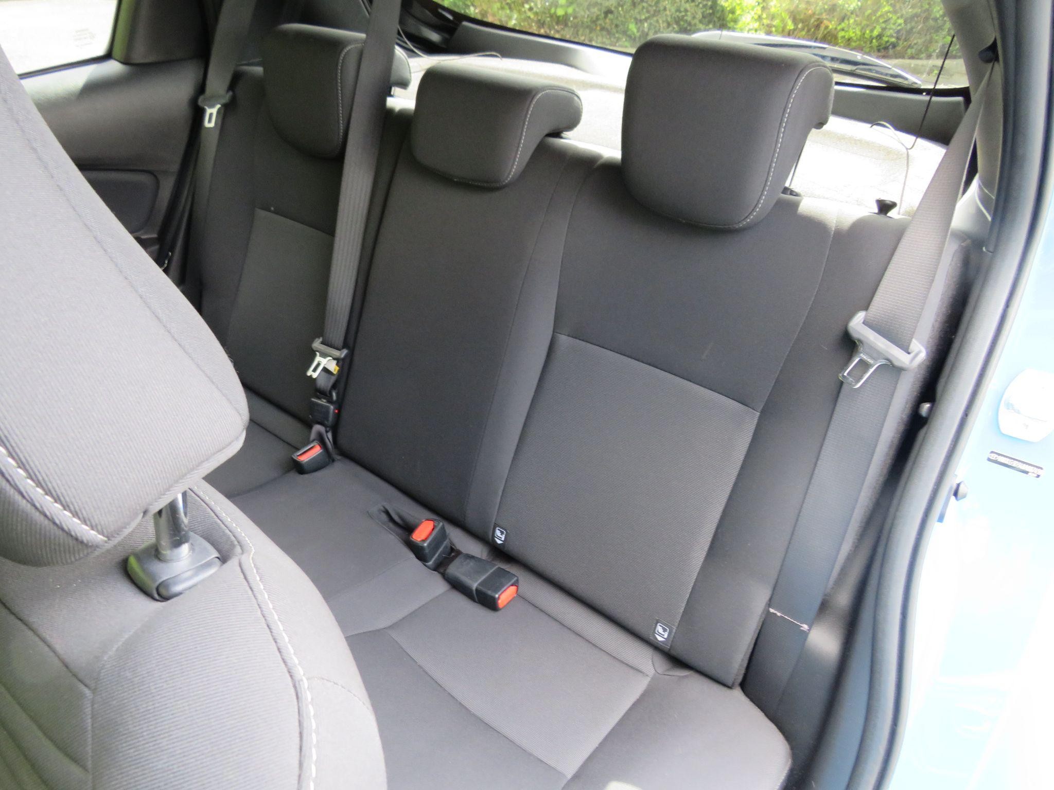 Toyota Yaris Image 20