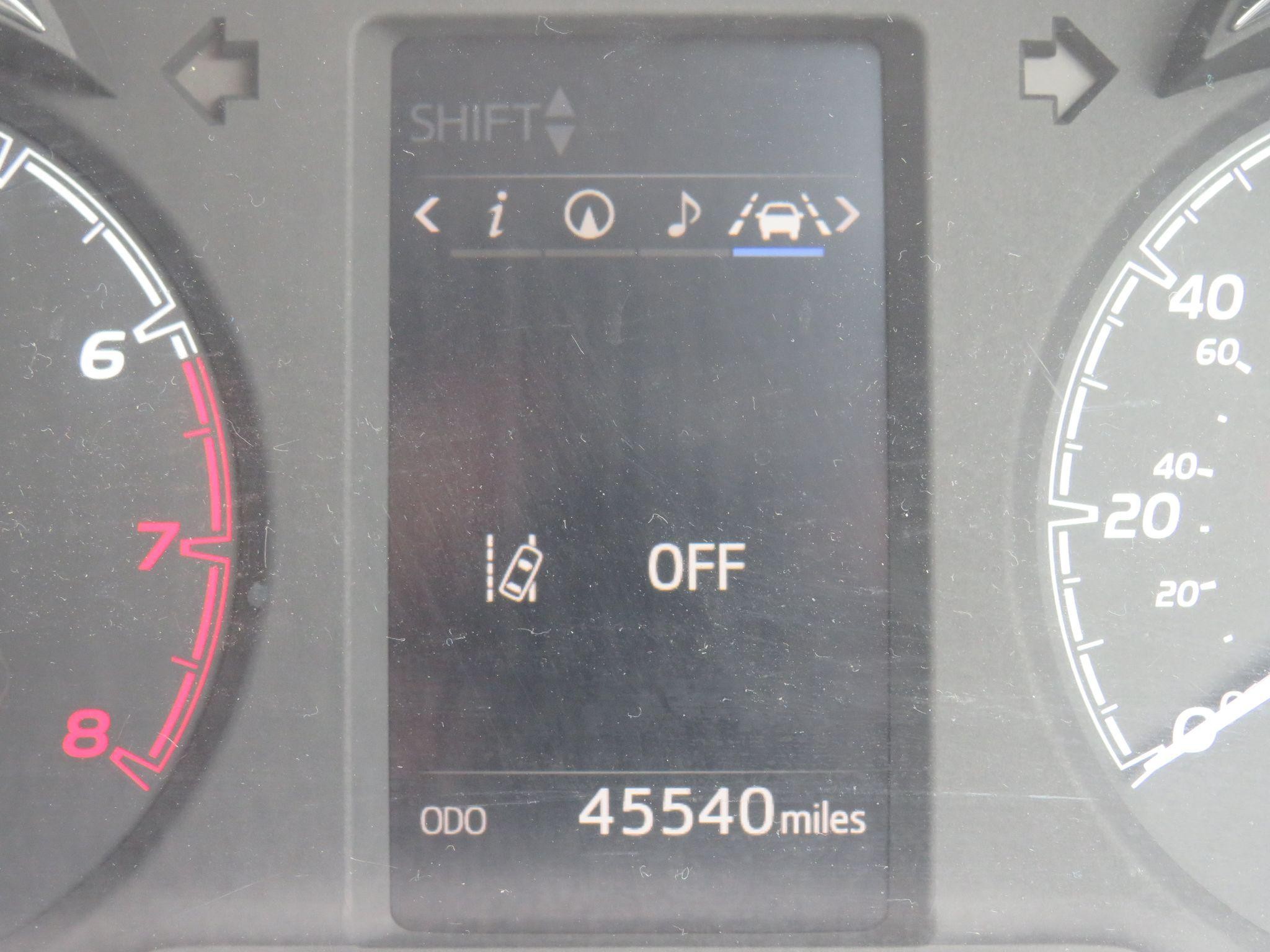 Toyota Yaris Image 34