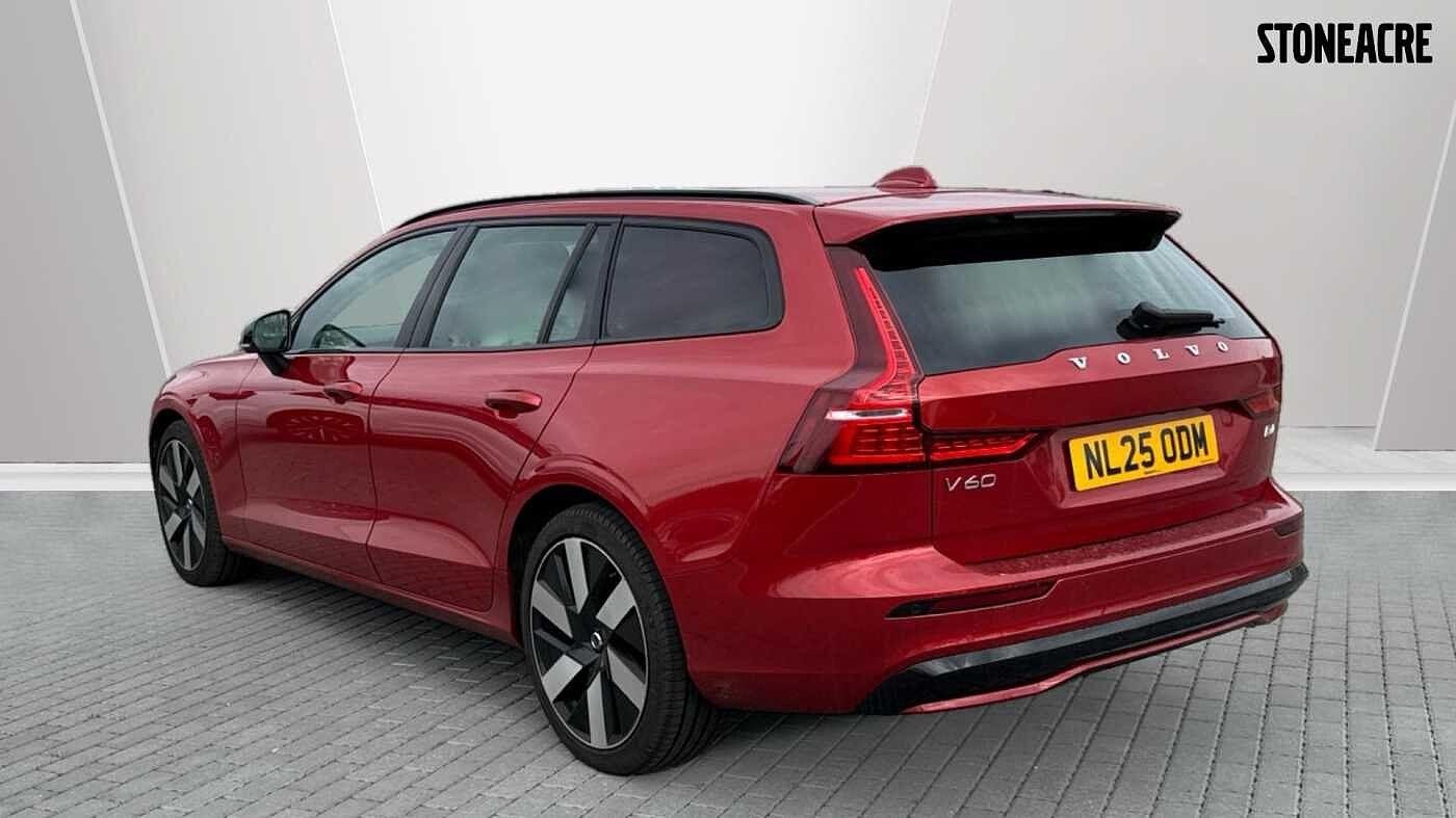 Volvo V60 Image 2