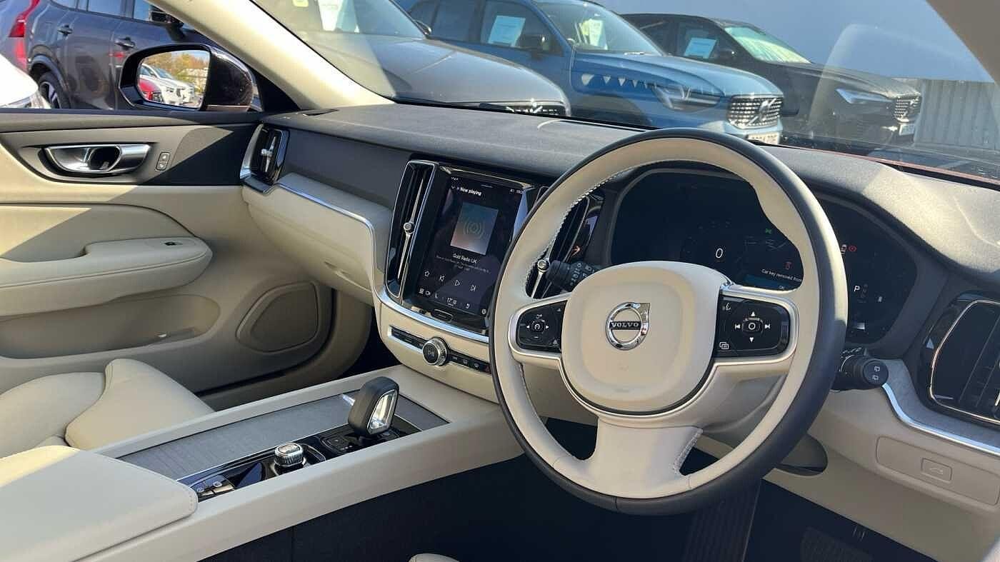 Volvo V60 Image 6