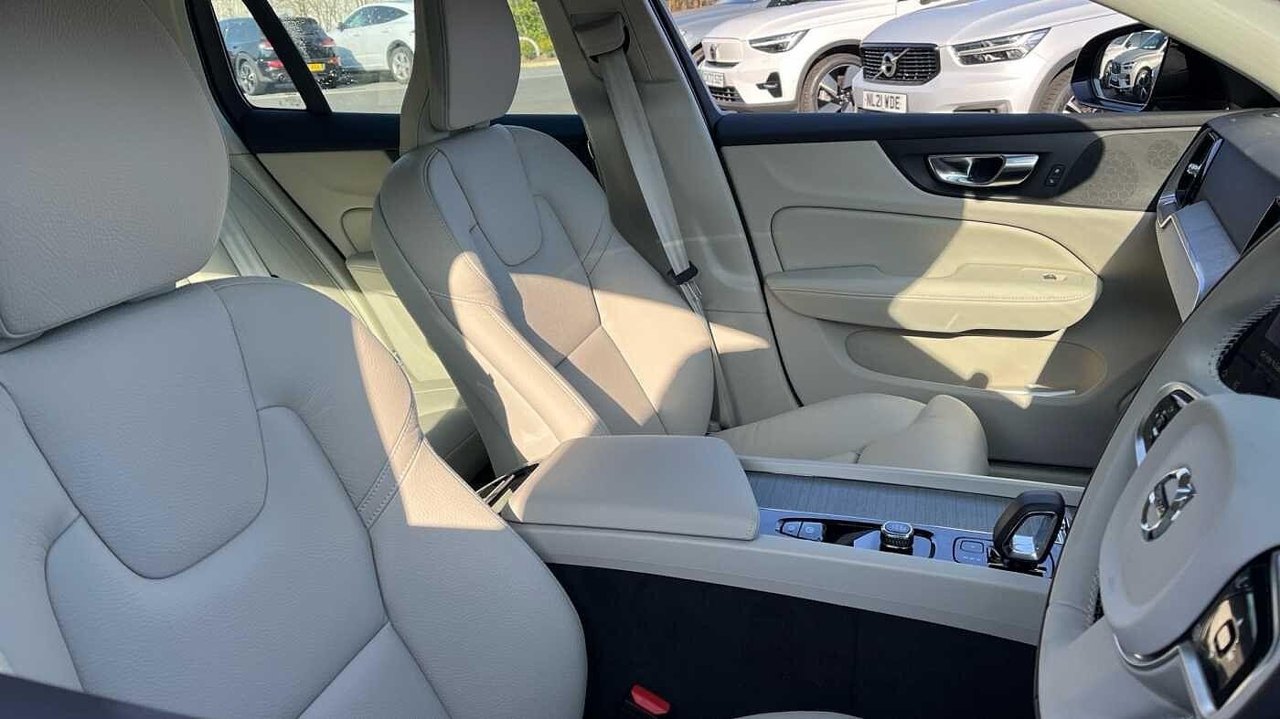 Volvo V60 Image 10