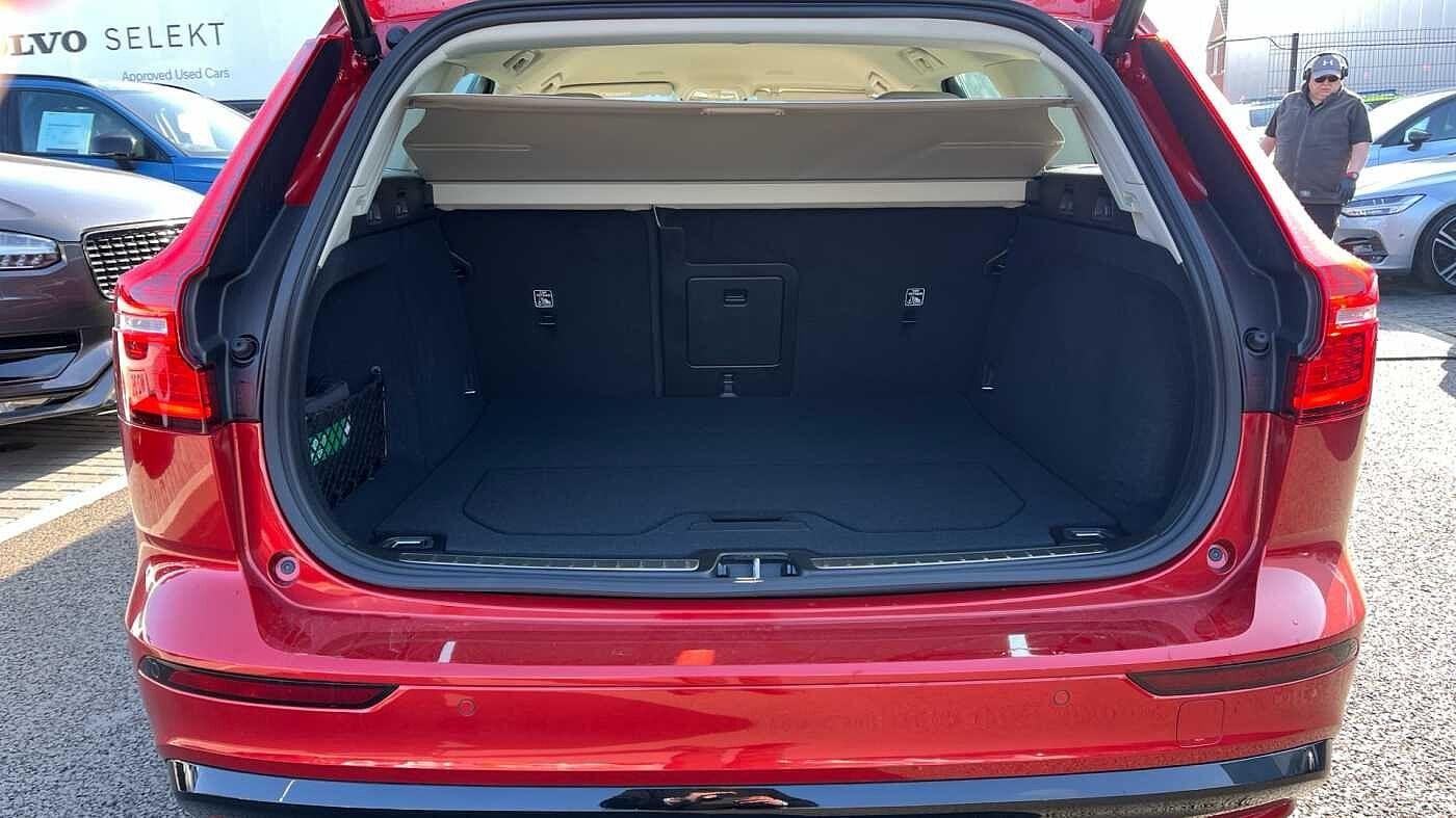 Volvo V60 Image 18