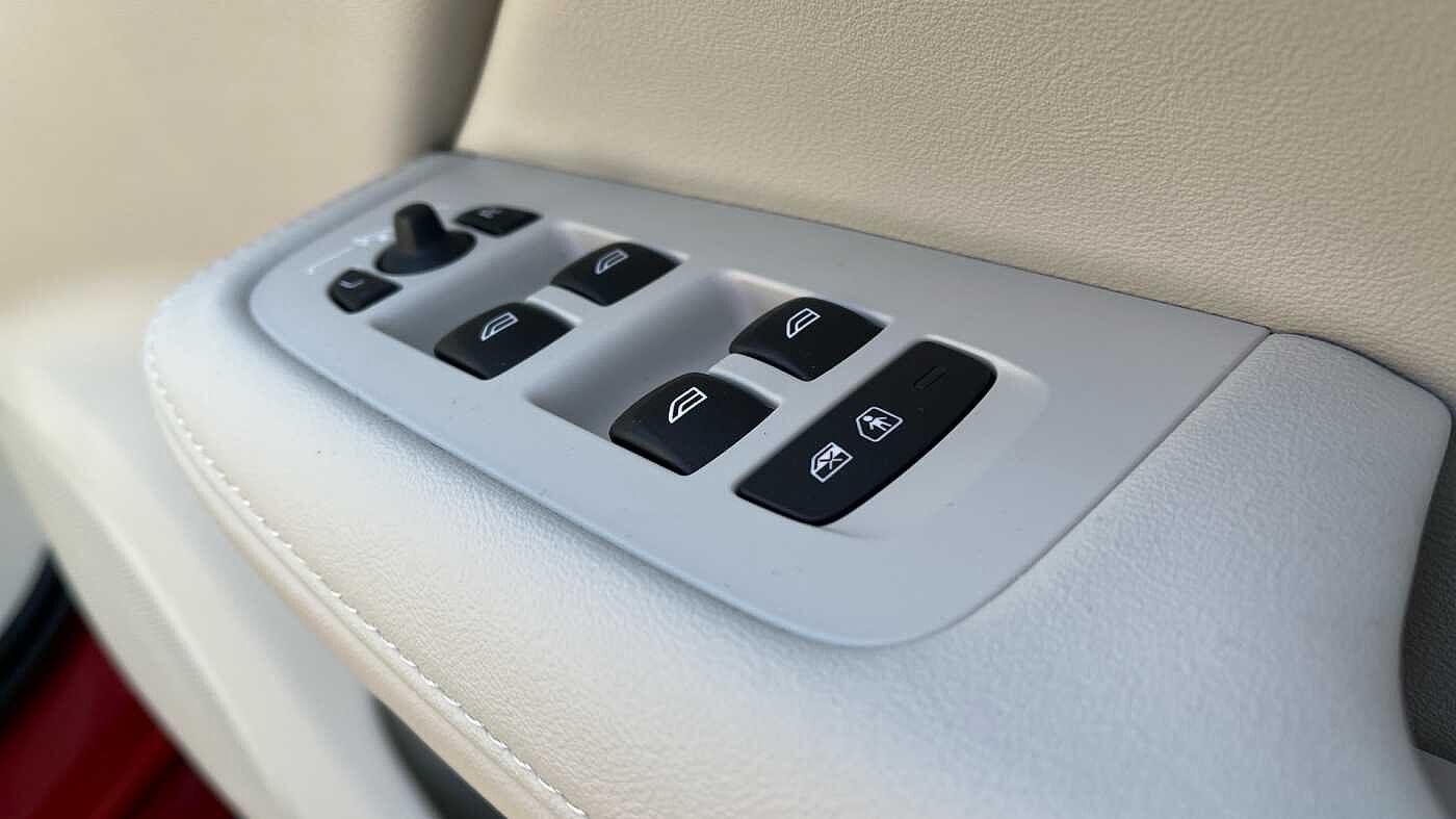 Volvo V60 Image 29