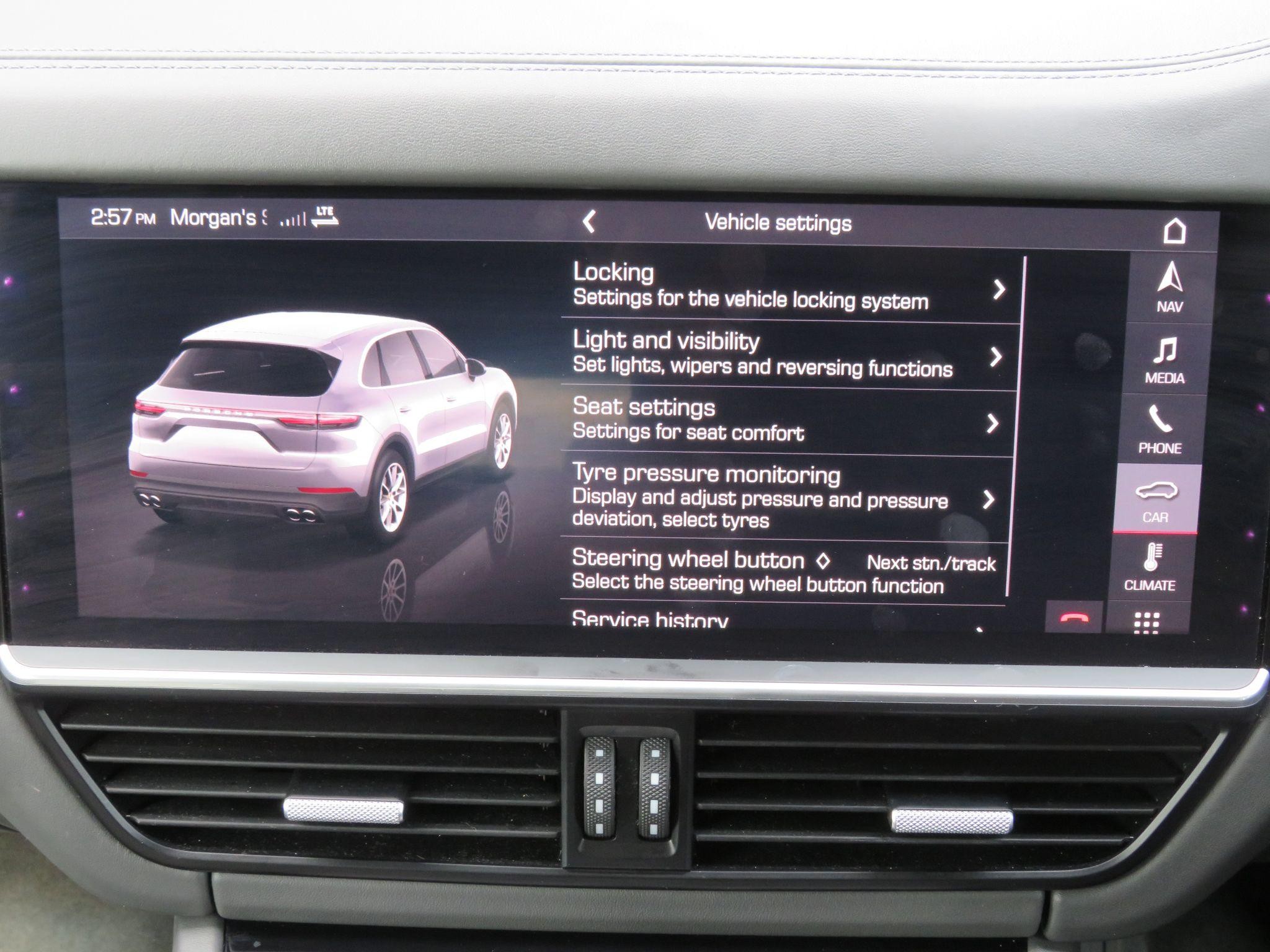 Porsche Cayenne Image 55