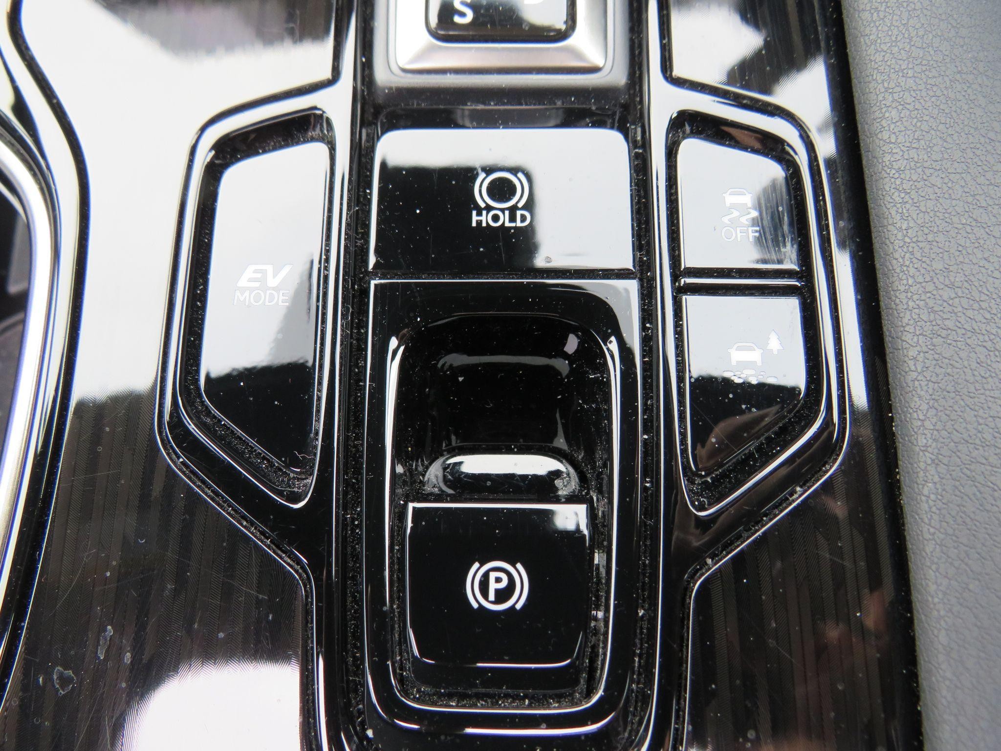 Lexus RX Image 29