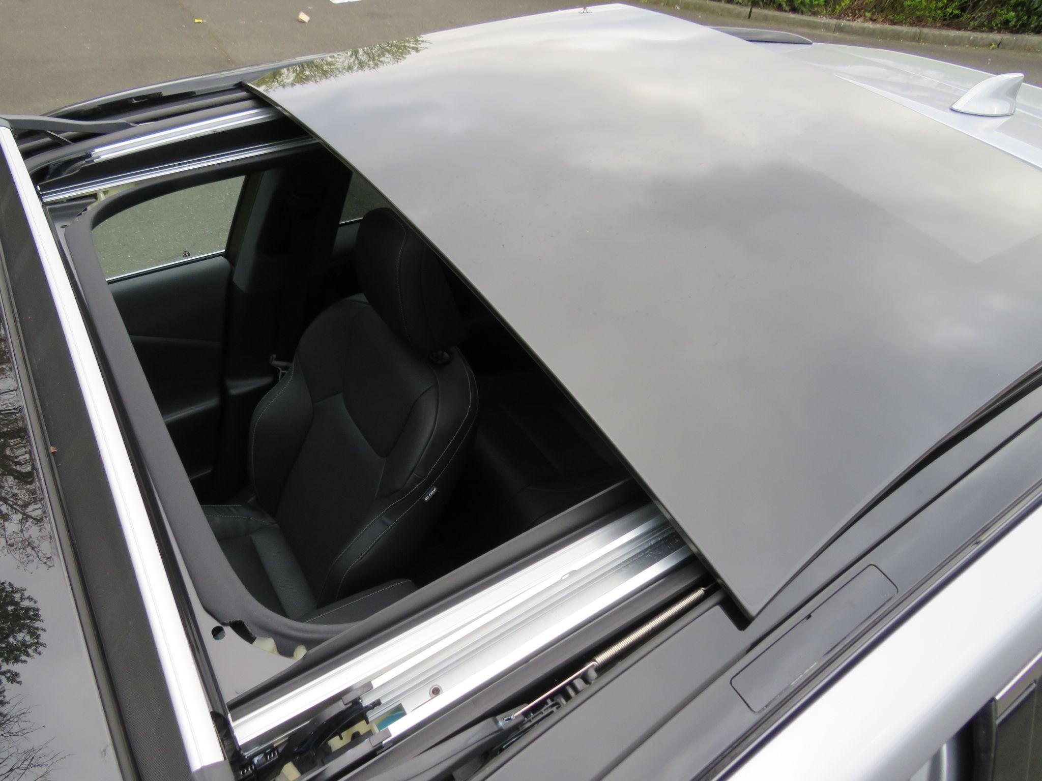 Lexus RX Image 56