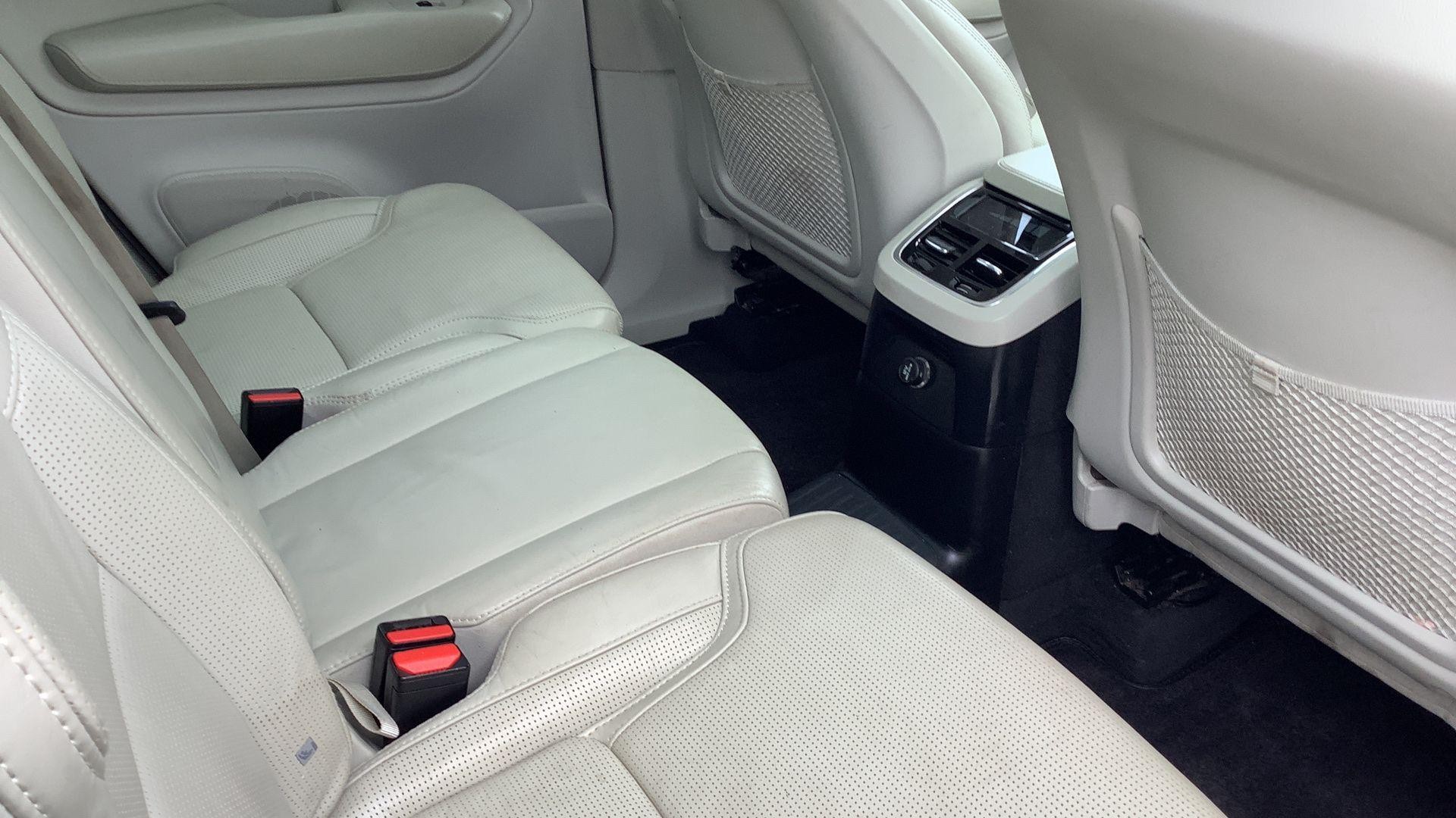 Volvo XC90 Image 7