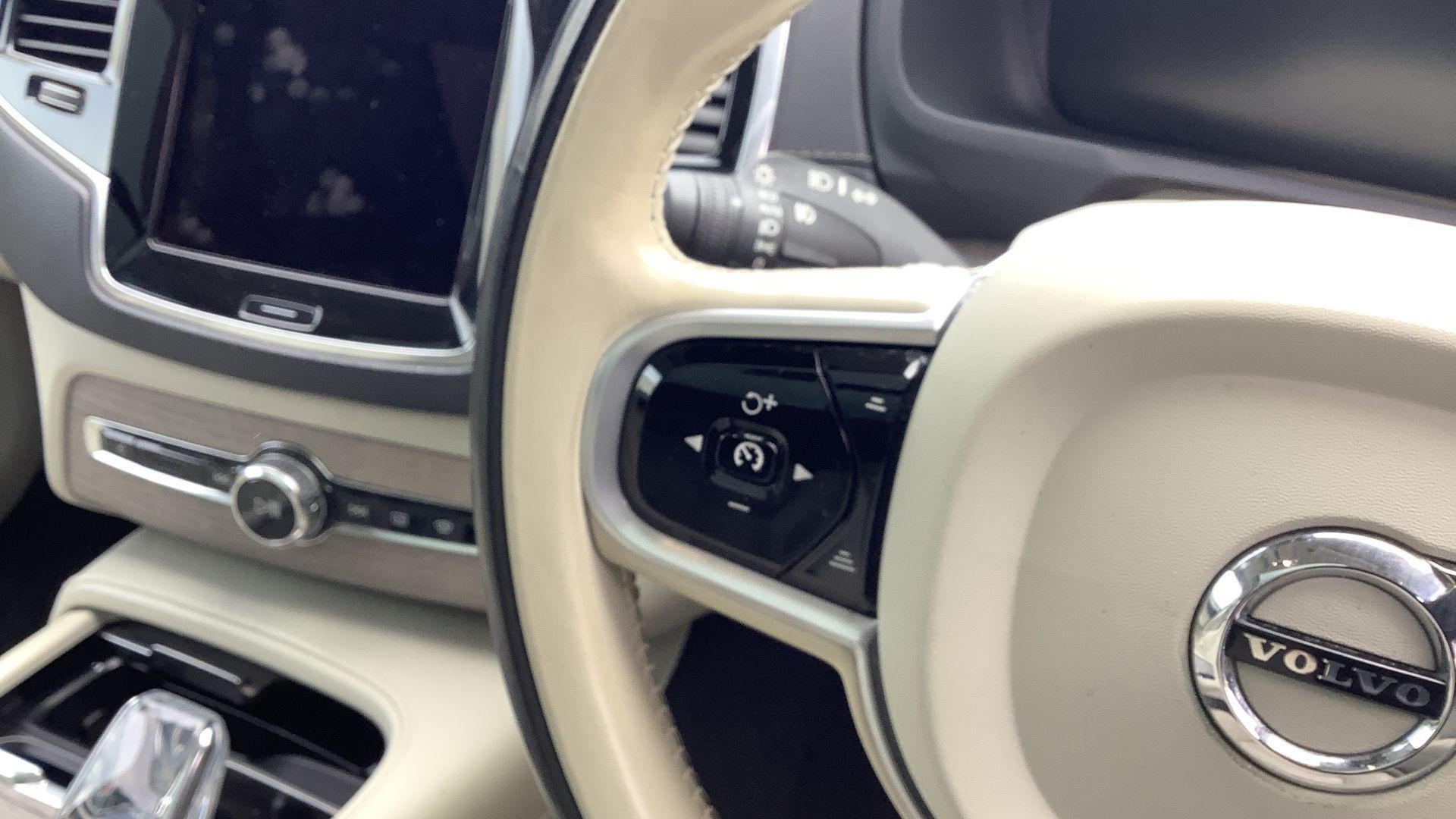 Volvo XC90 Image 15