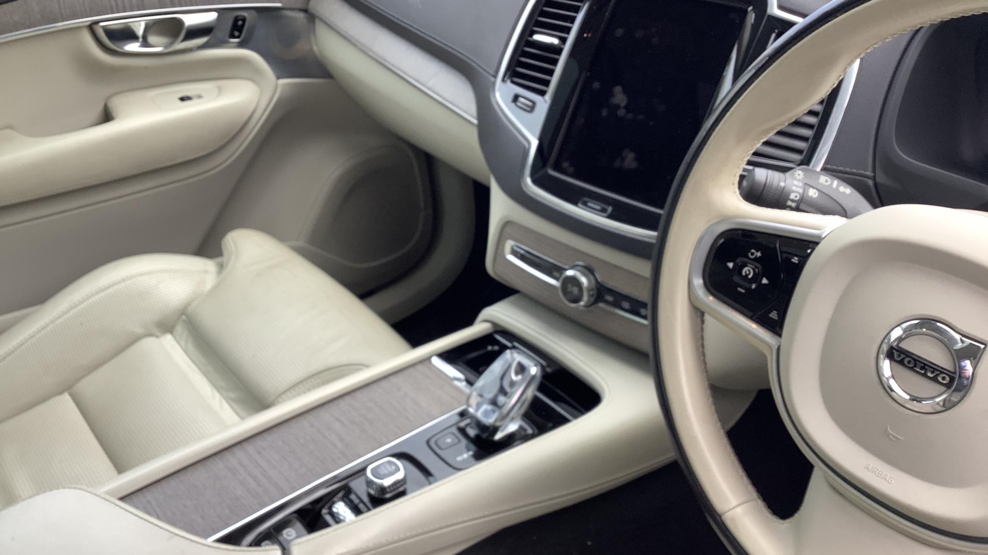 Volvo XC90 Image 26