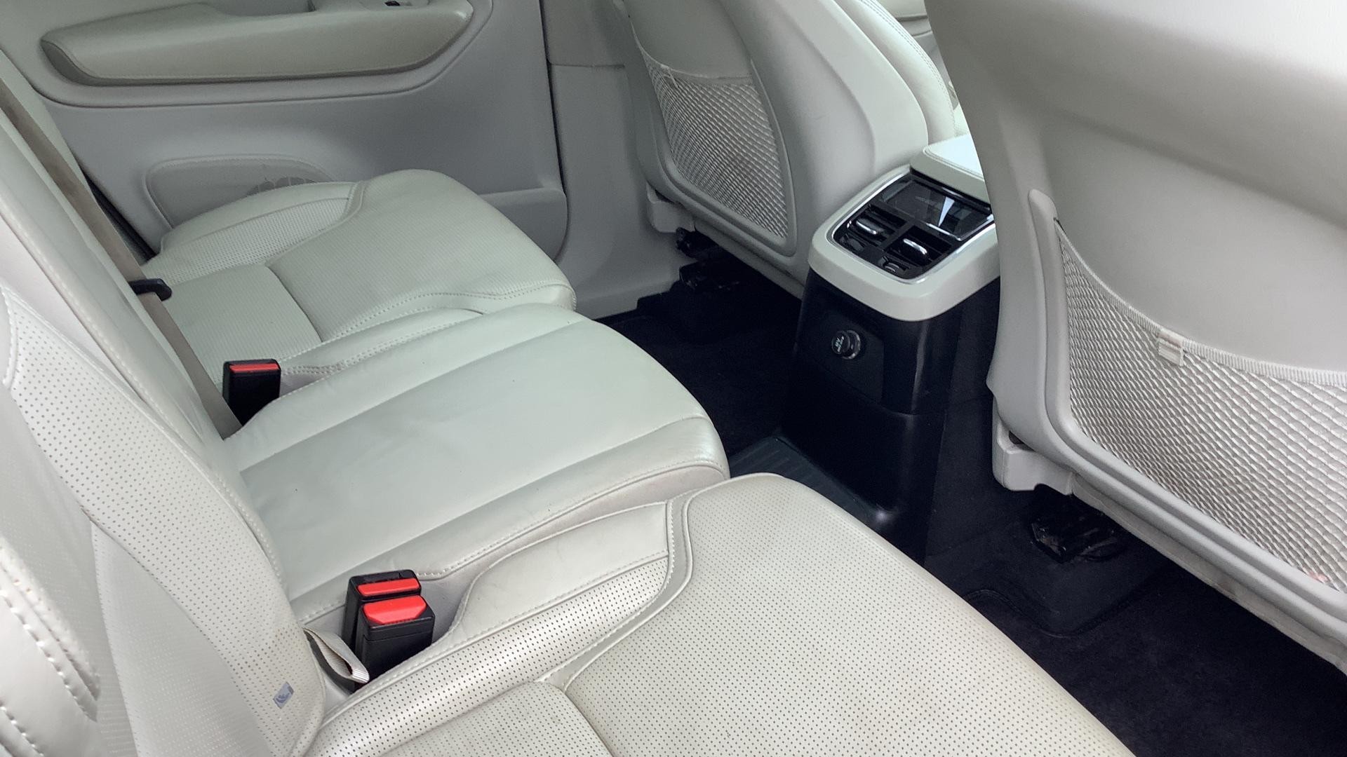 Volvo XC90 Image 31