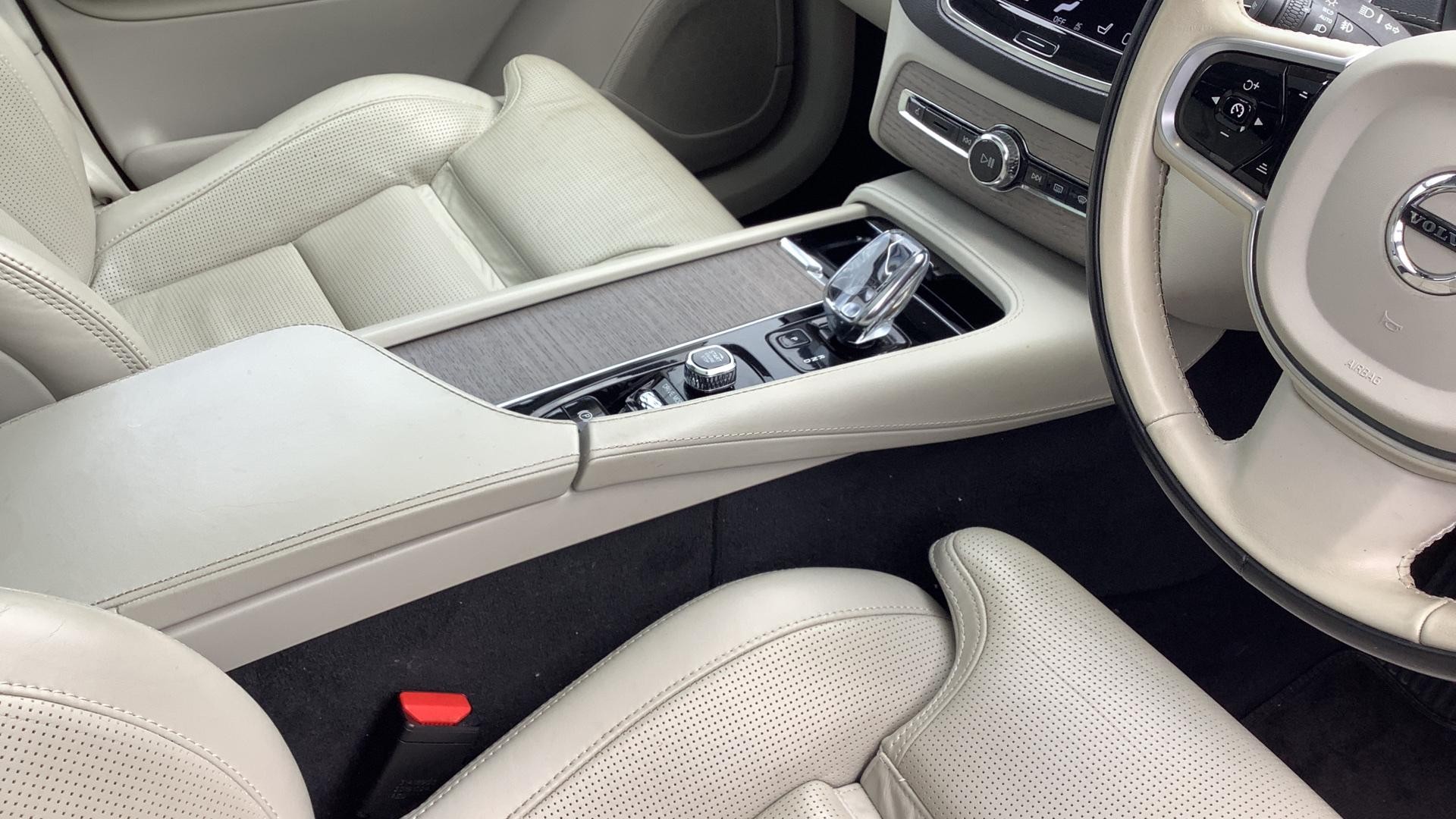 Volvo XC90 Image 35