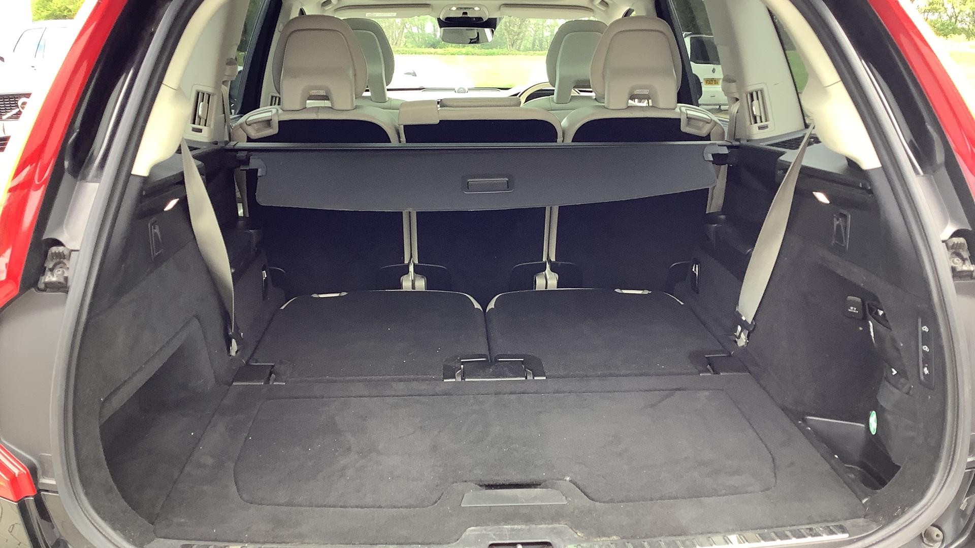Volvo XC90 Image 38