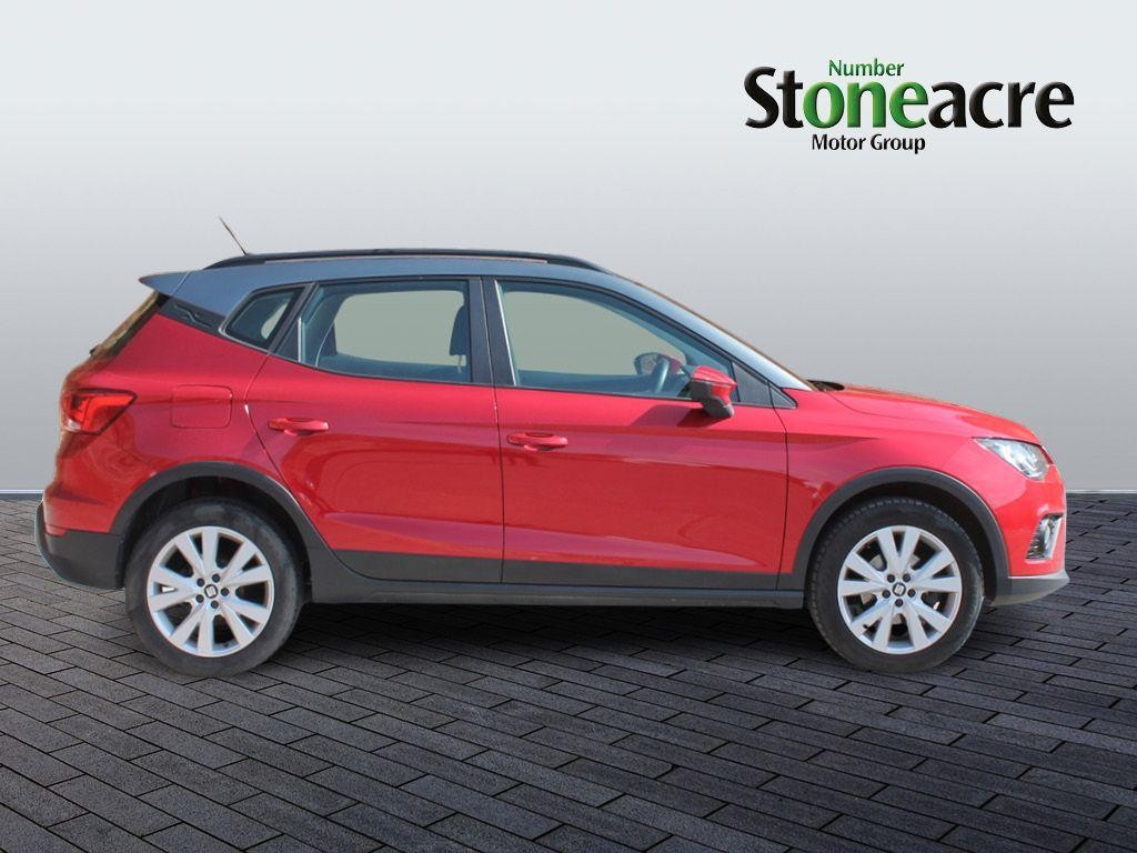 SEAT Arona Image 2