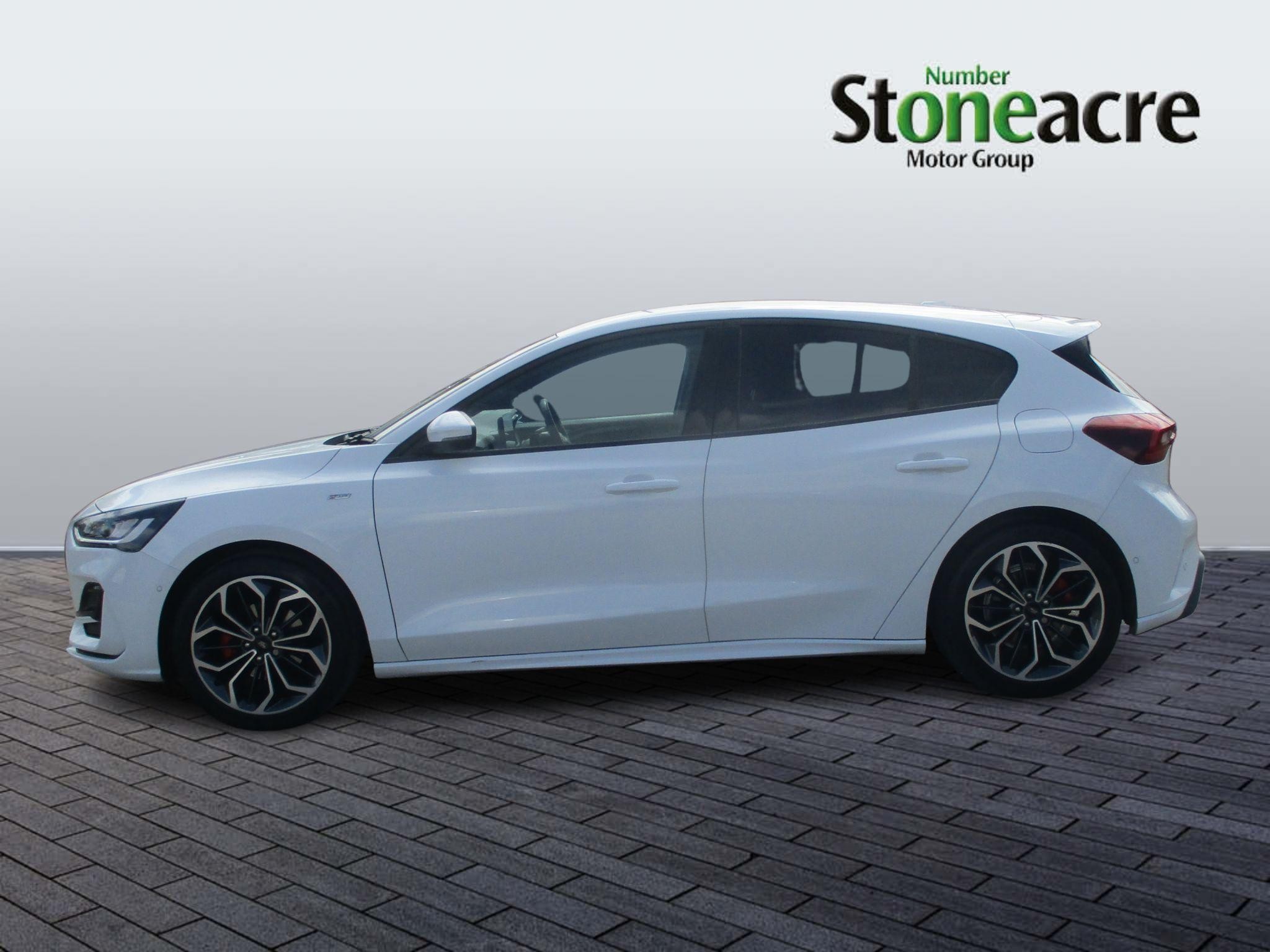Ford Focus Image 8