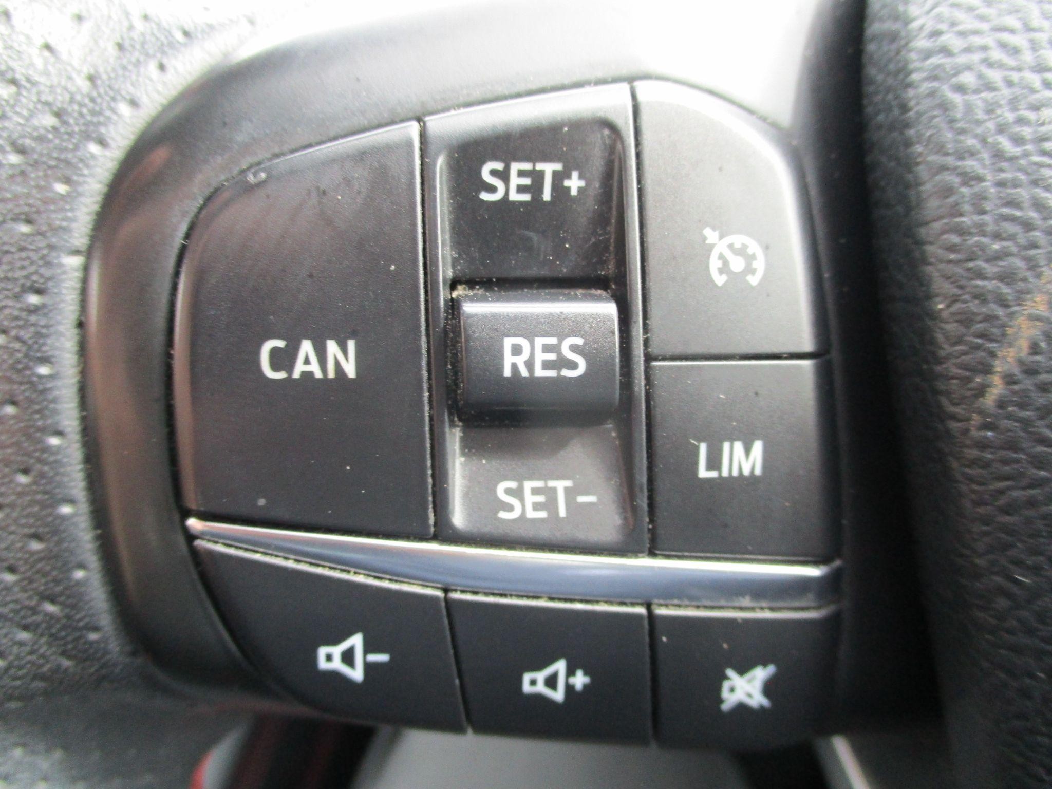 Ford Focus Image 13