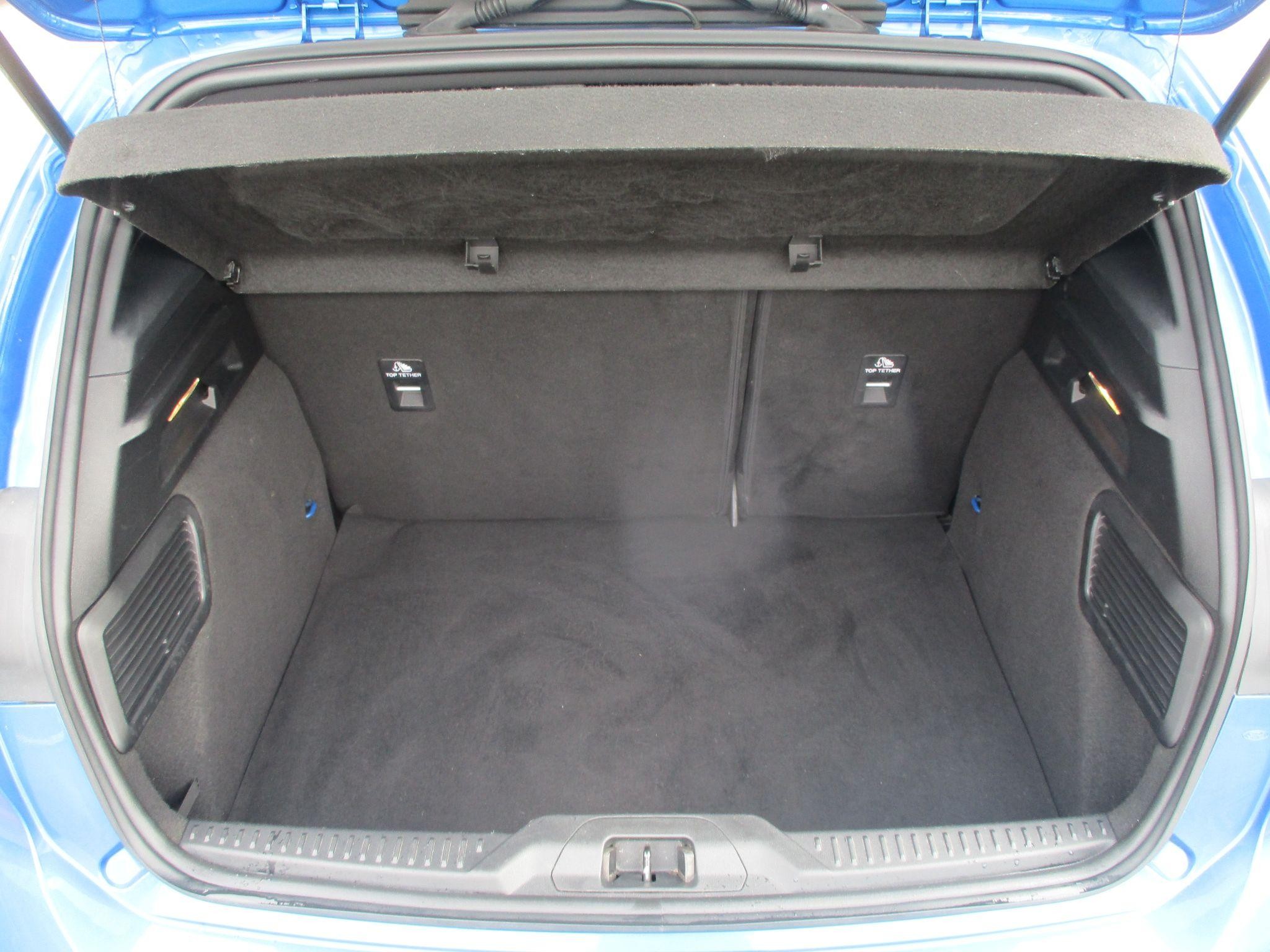 Ford Focus Image 17