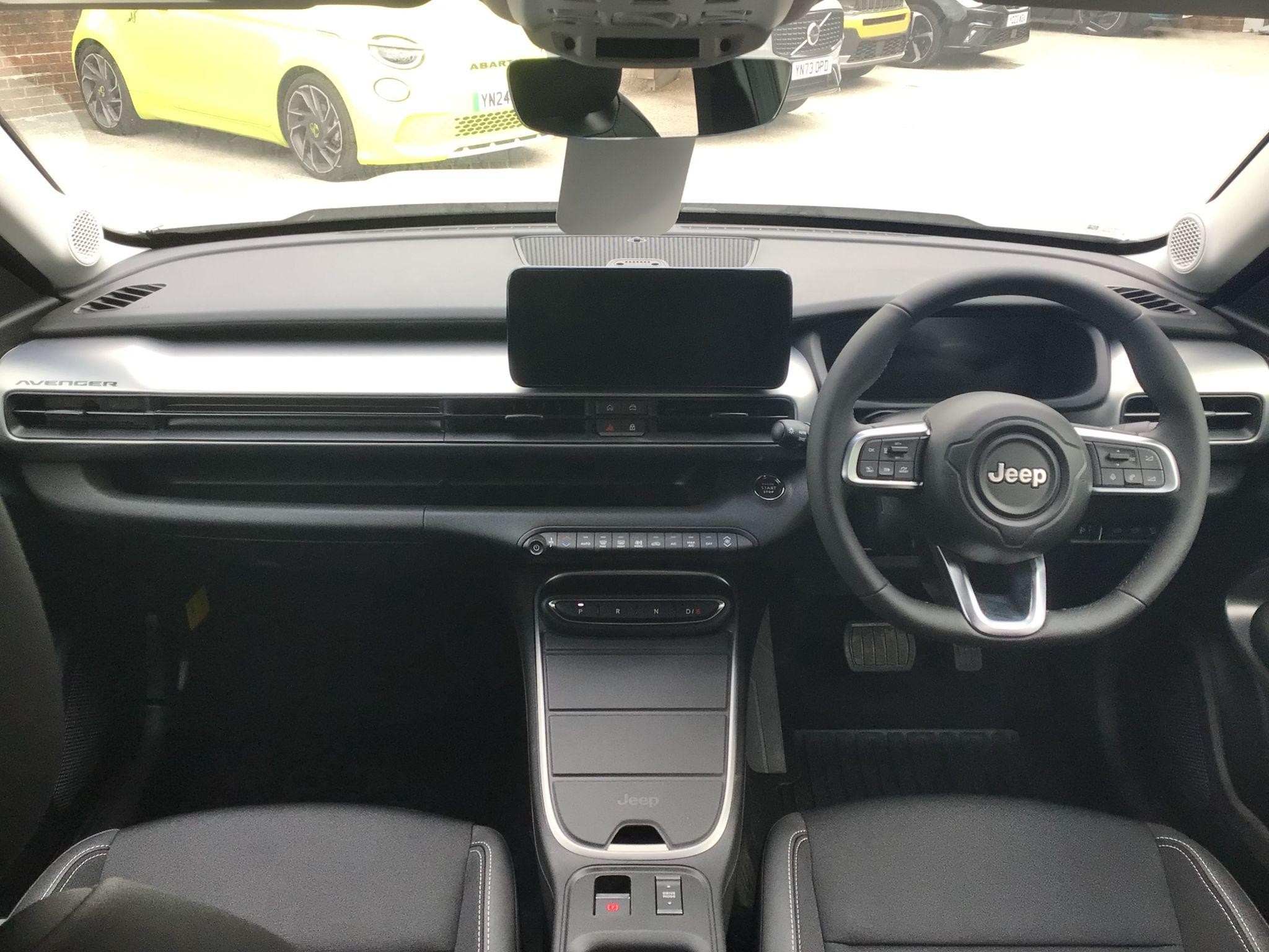 Jeep Avenger Image 13