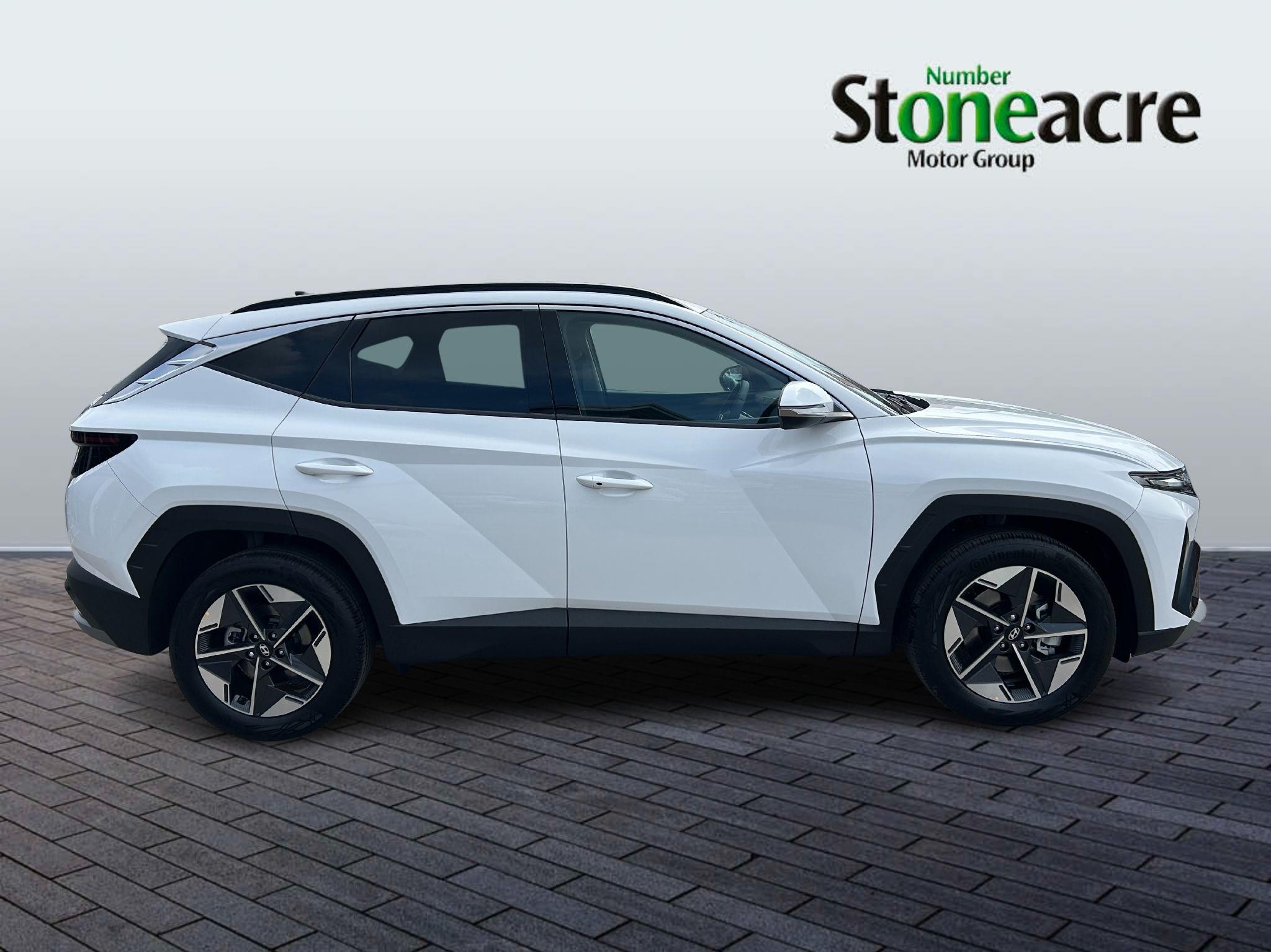 Hyundai TUCSON Image 2