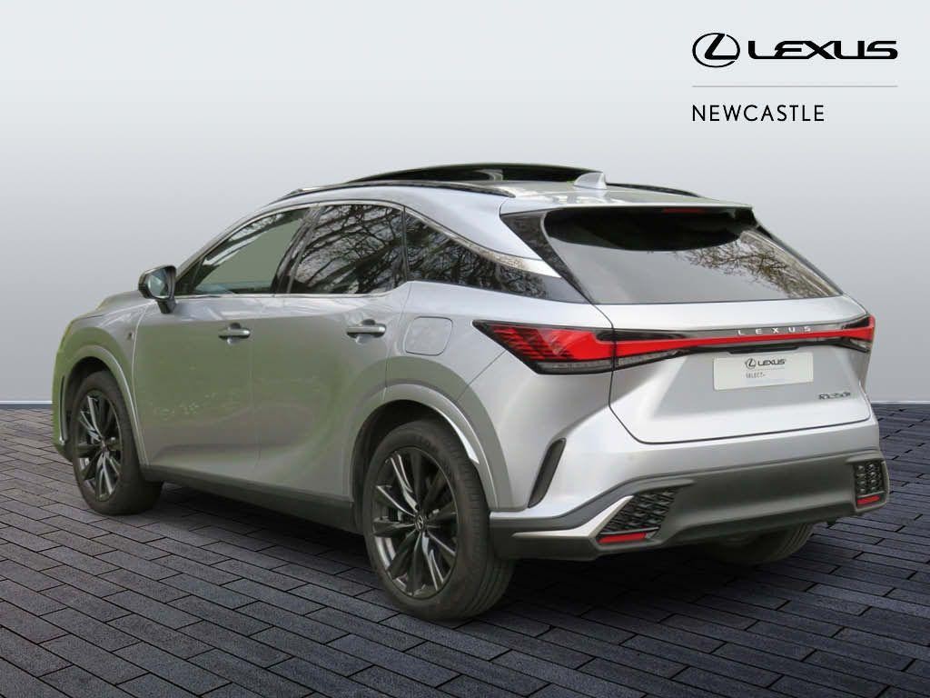 Lexus RX Image 7