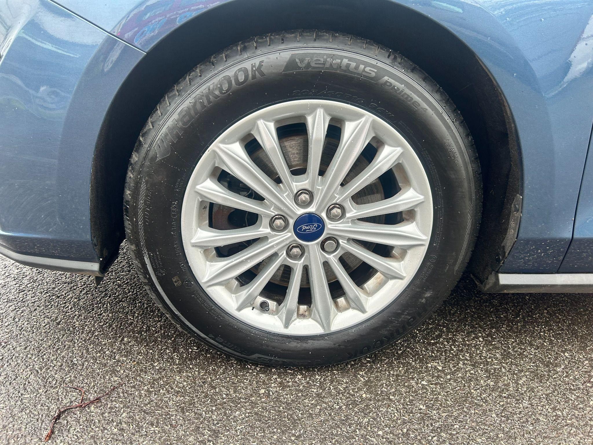 Ford Focus Image 10