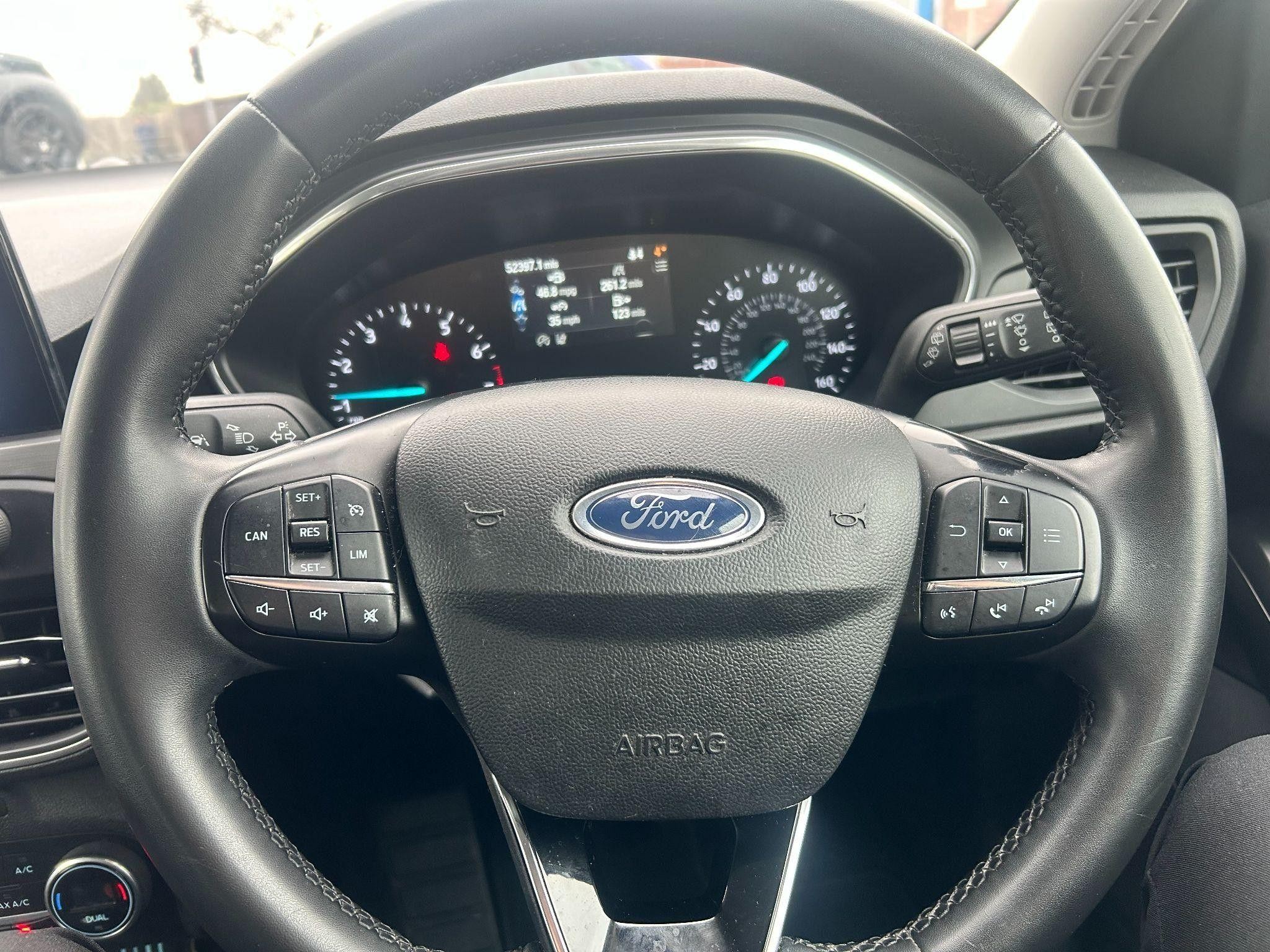 Ford Focus Image 15