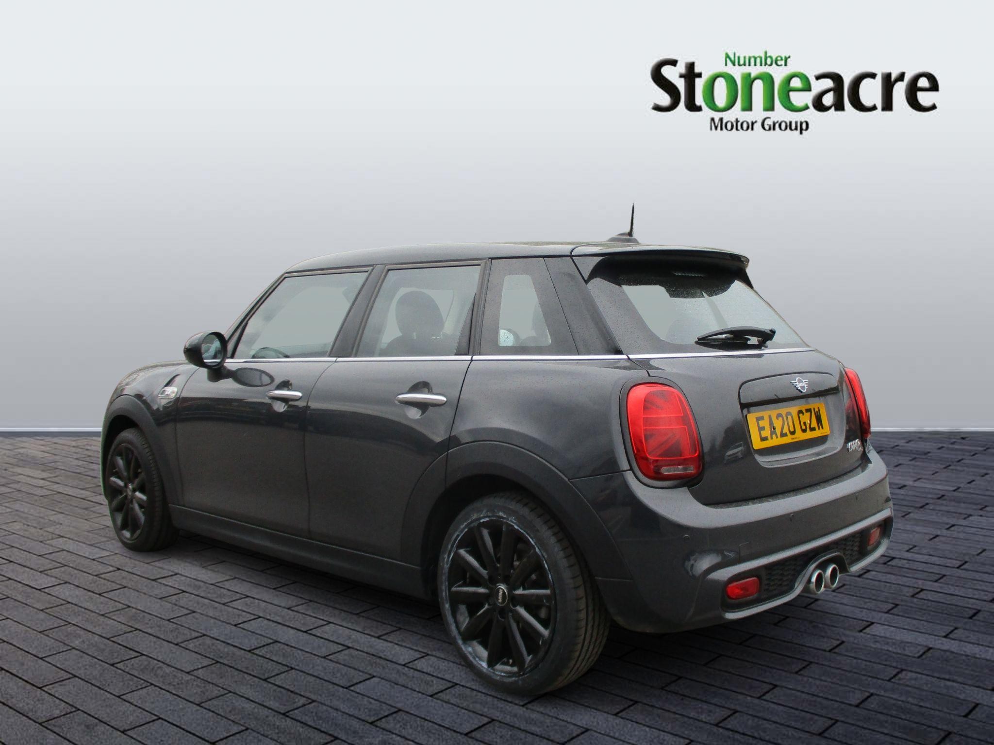 MINI Hatch Image 4