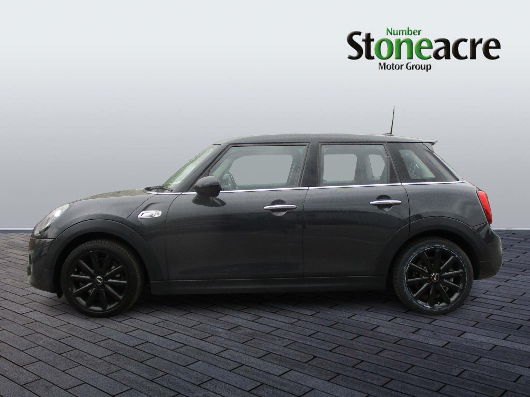 MINI Hatch Image 7