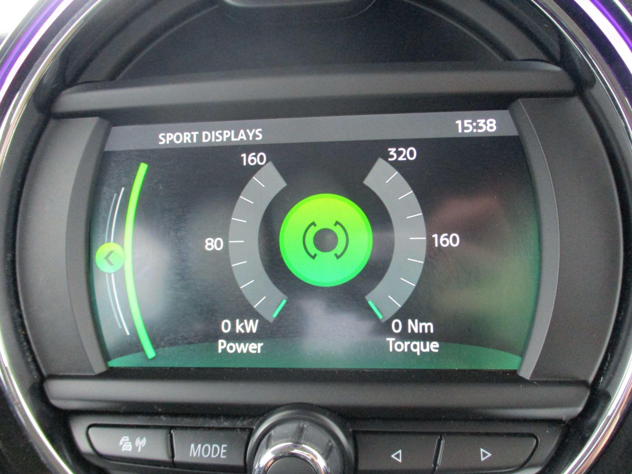 MINI Hatch Image 25